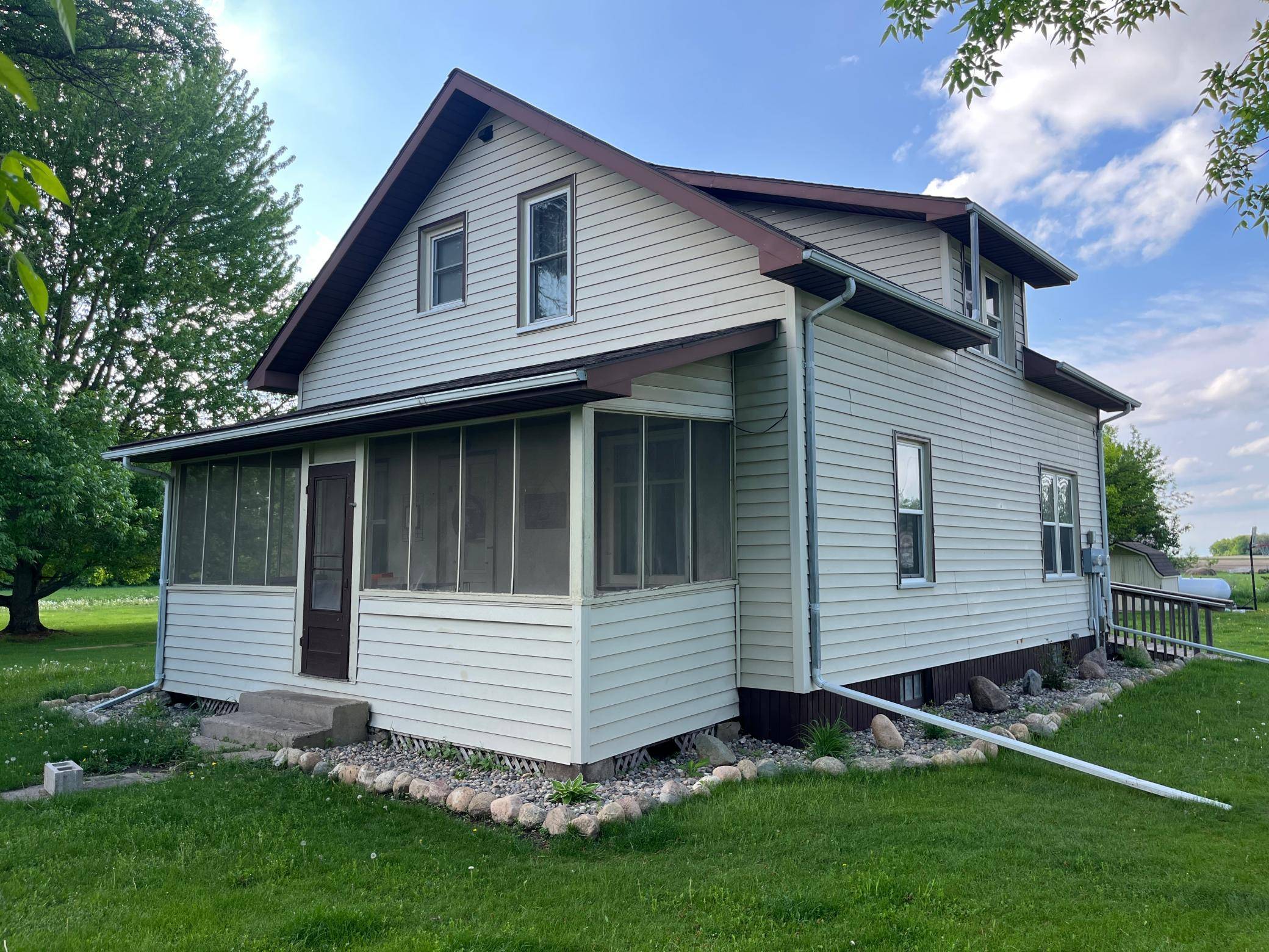 310 3rd ST NW, Mcintosh, MN 56556