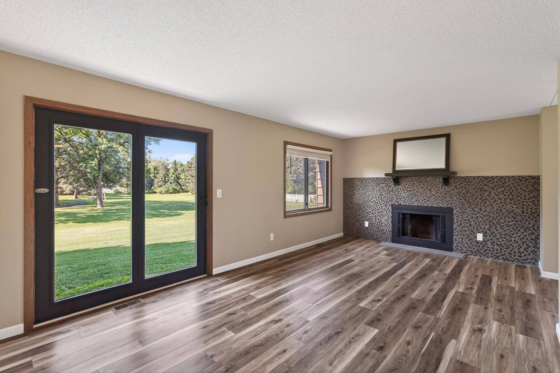 1421 63rd LN, Brooklyn Center, MN 55430