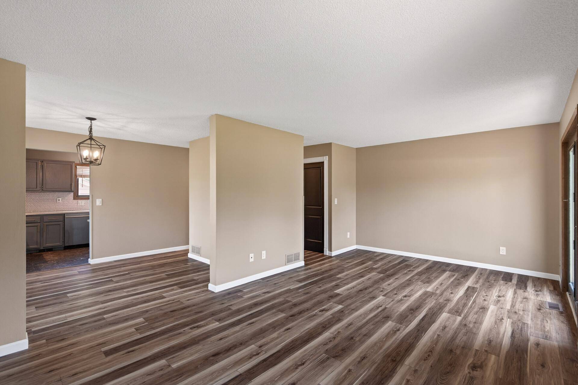 1421 63rd LN, Brooklyn Center, MN 55430