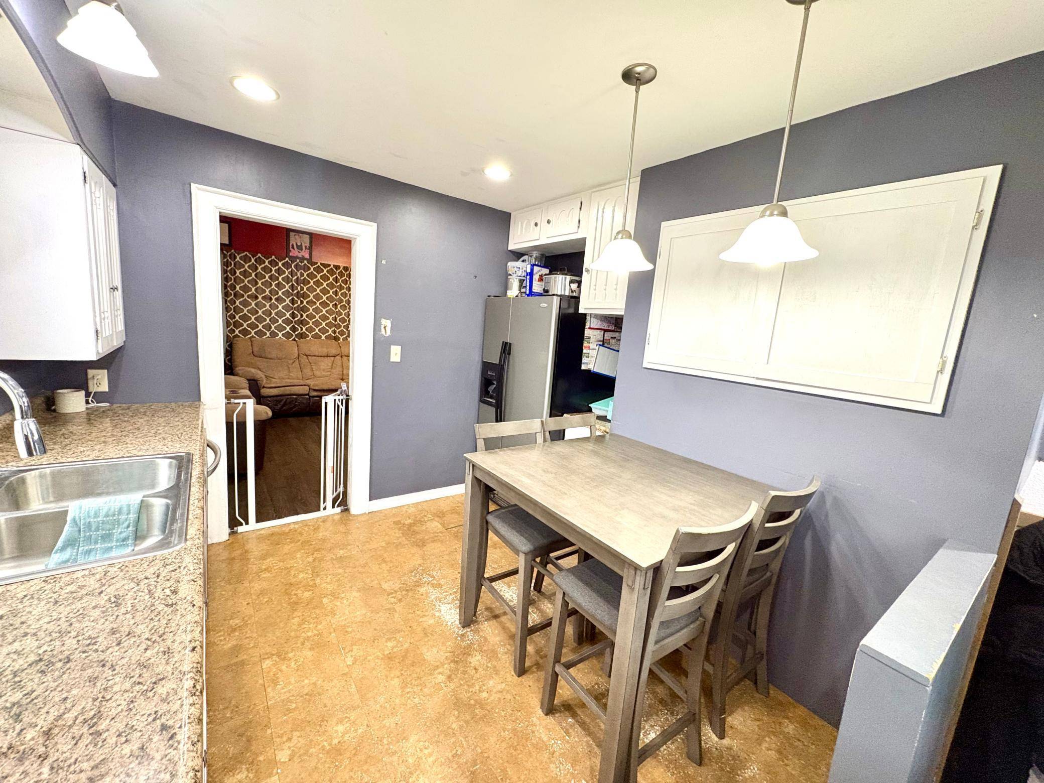 806 Ring AVE N, Canby, MN 56220