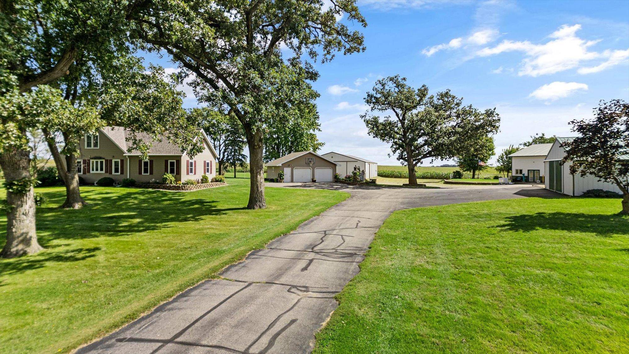 11462 Highway 15, Brownton, MN 55312