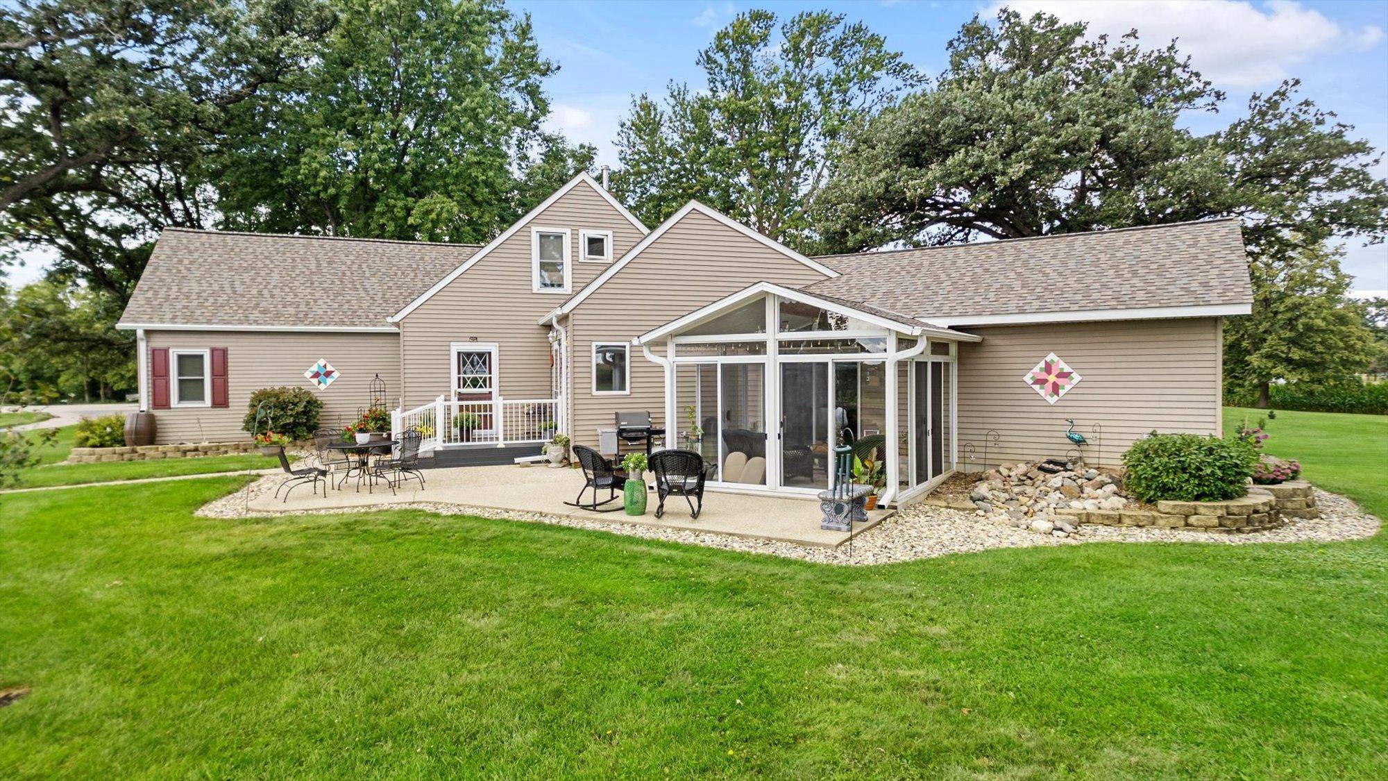 11462 Highway 15, Brownton, MN 55312