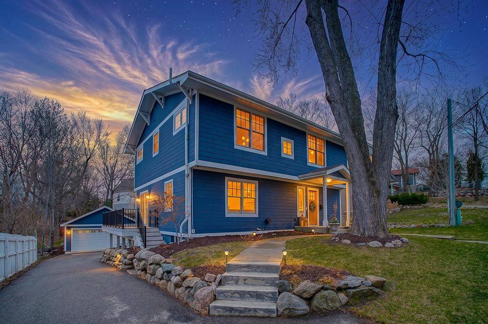 121 Courtland ST, Excelsior, MN 55331