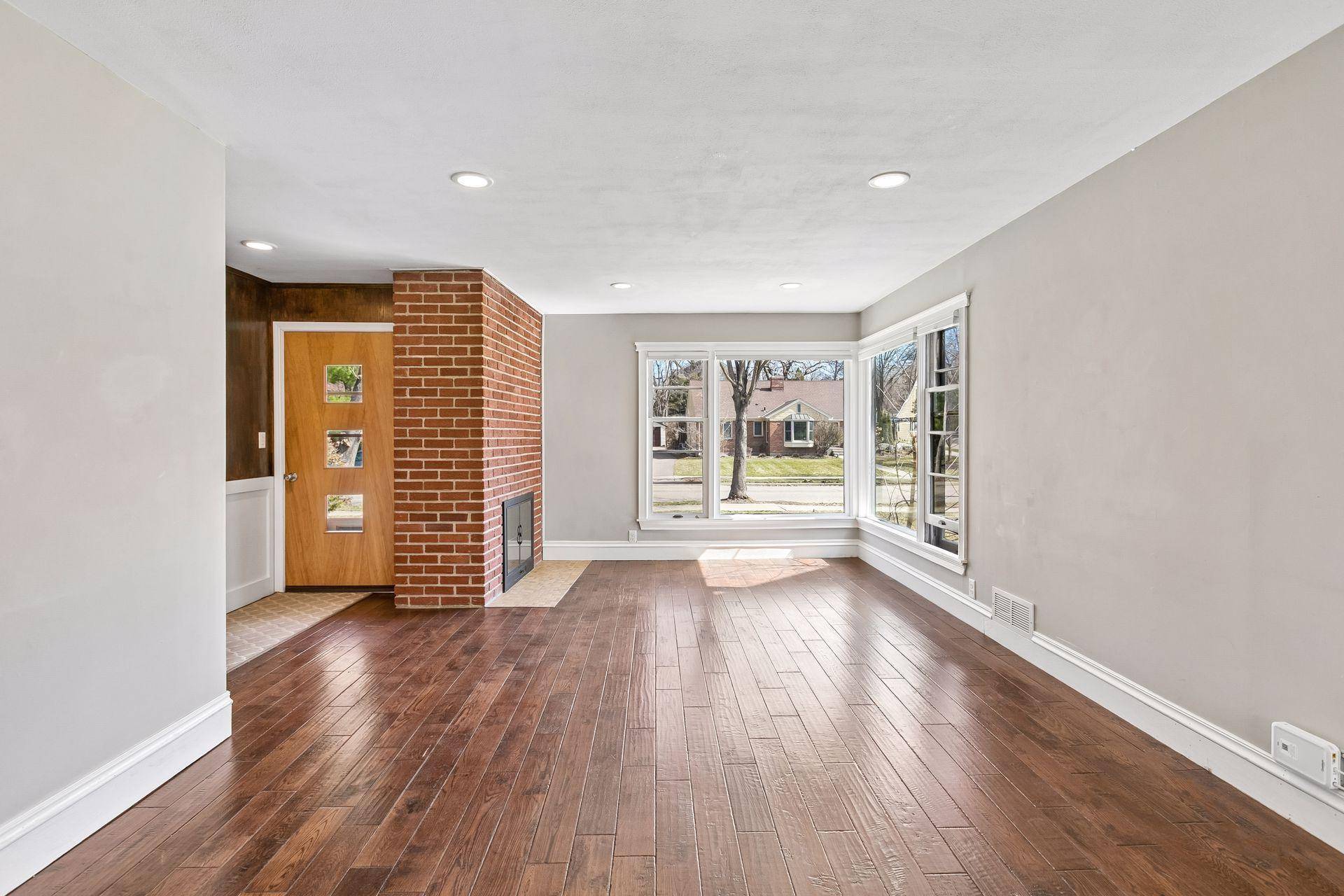 3948 Abbott AVE S, Minneapolis, MN 55410