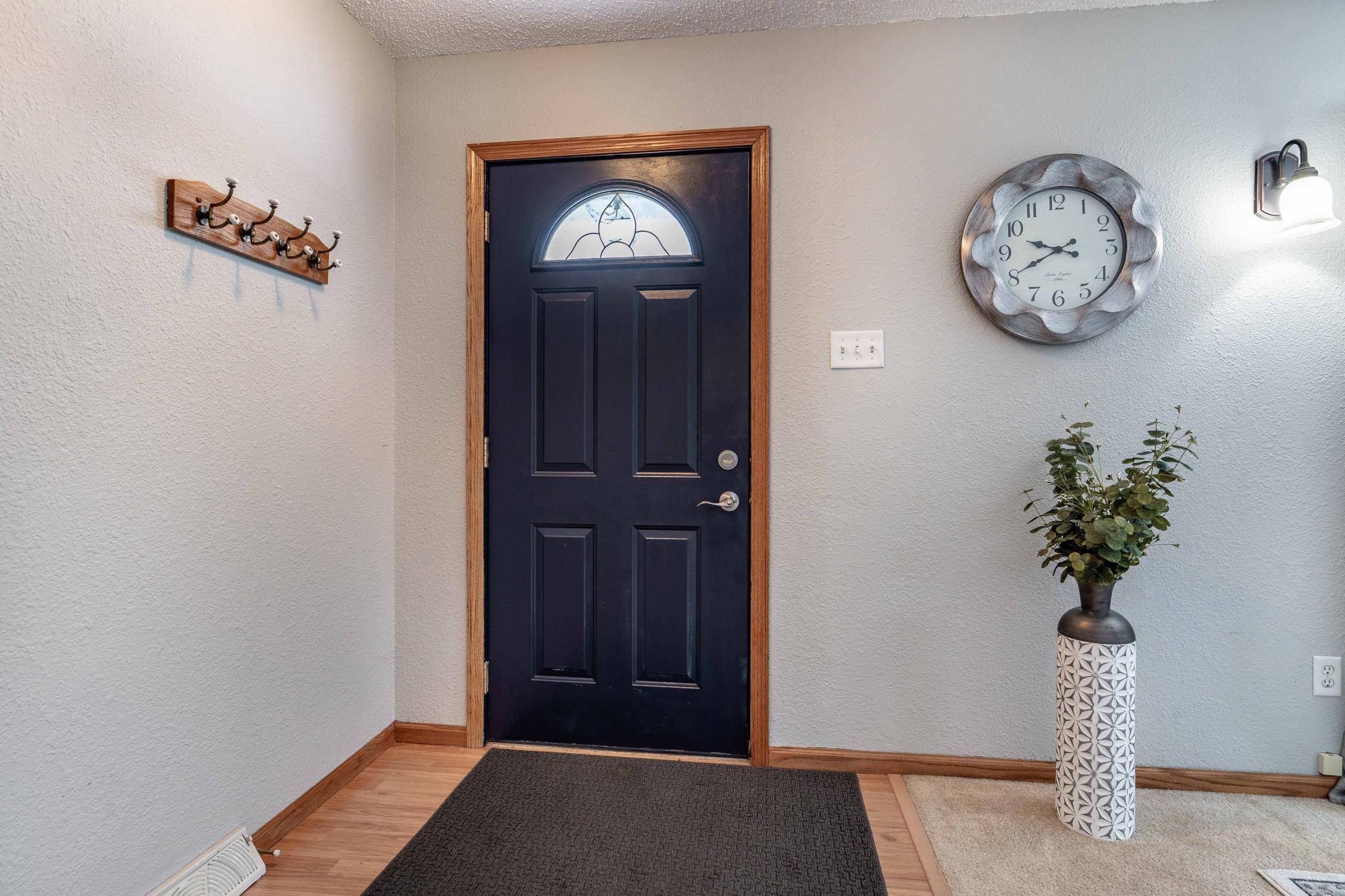 311 4th AVE E, Abercrombie, ND 58001