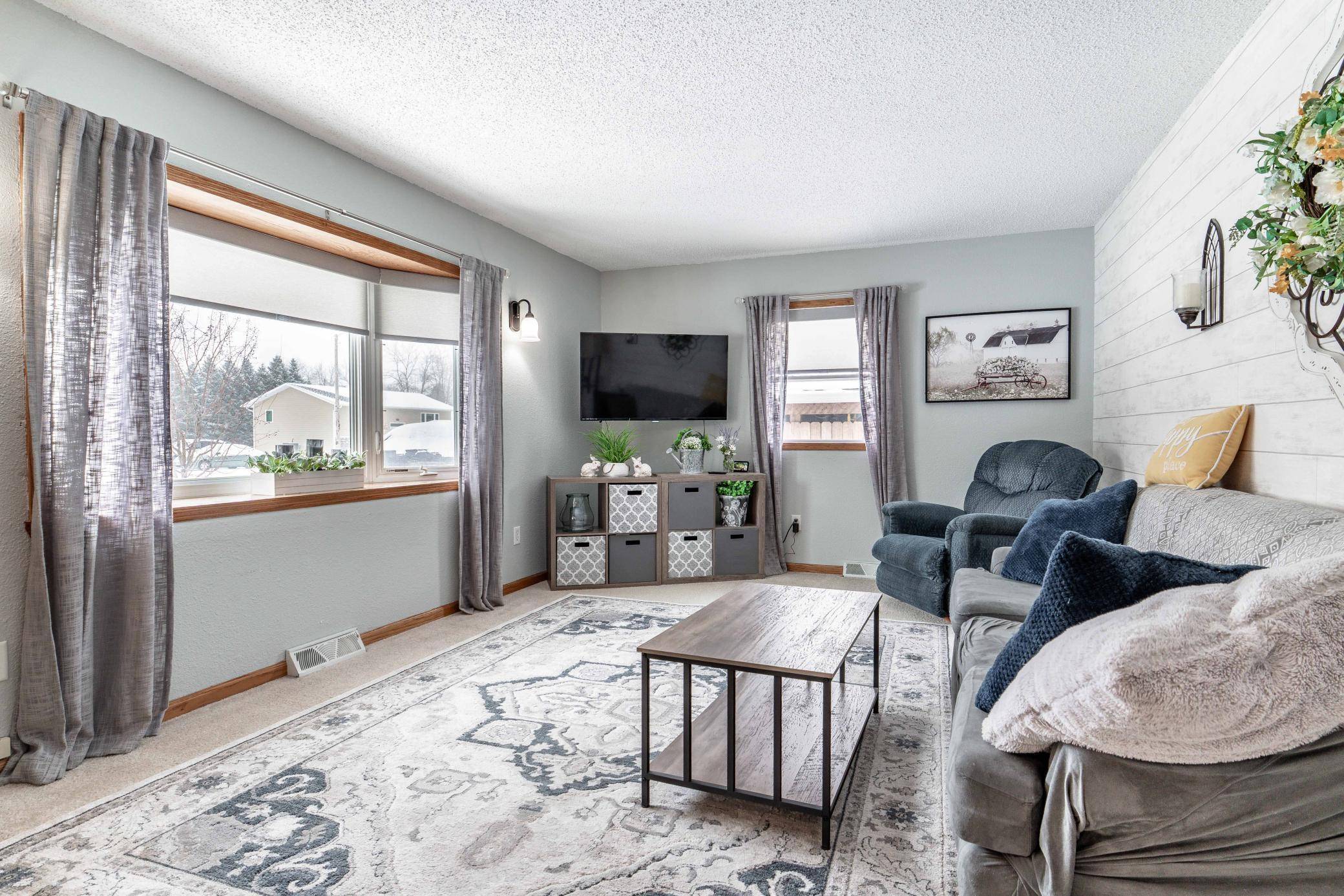 311 4th AVE E, Abercrombie, ND 58001