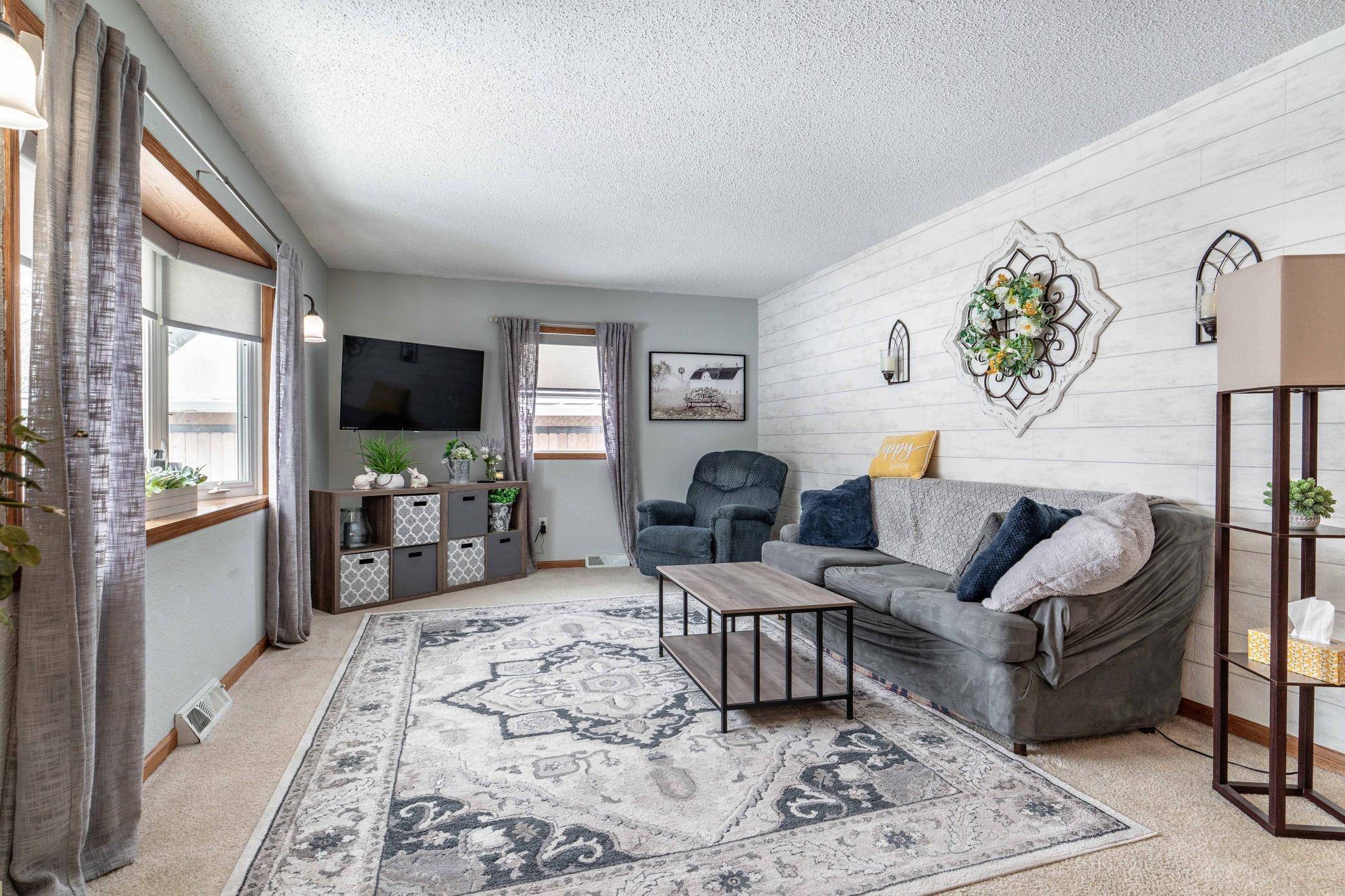 311 4th AVE E, Abercrombie, ND 58001