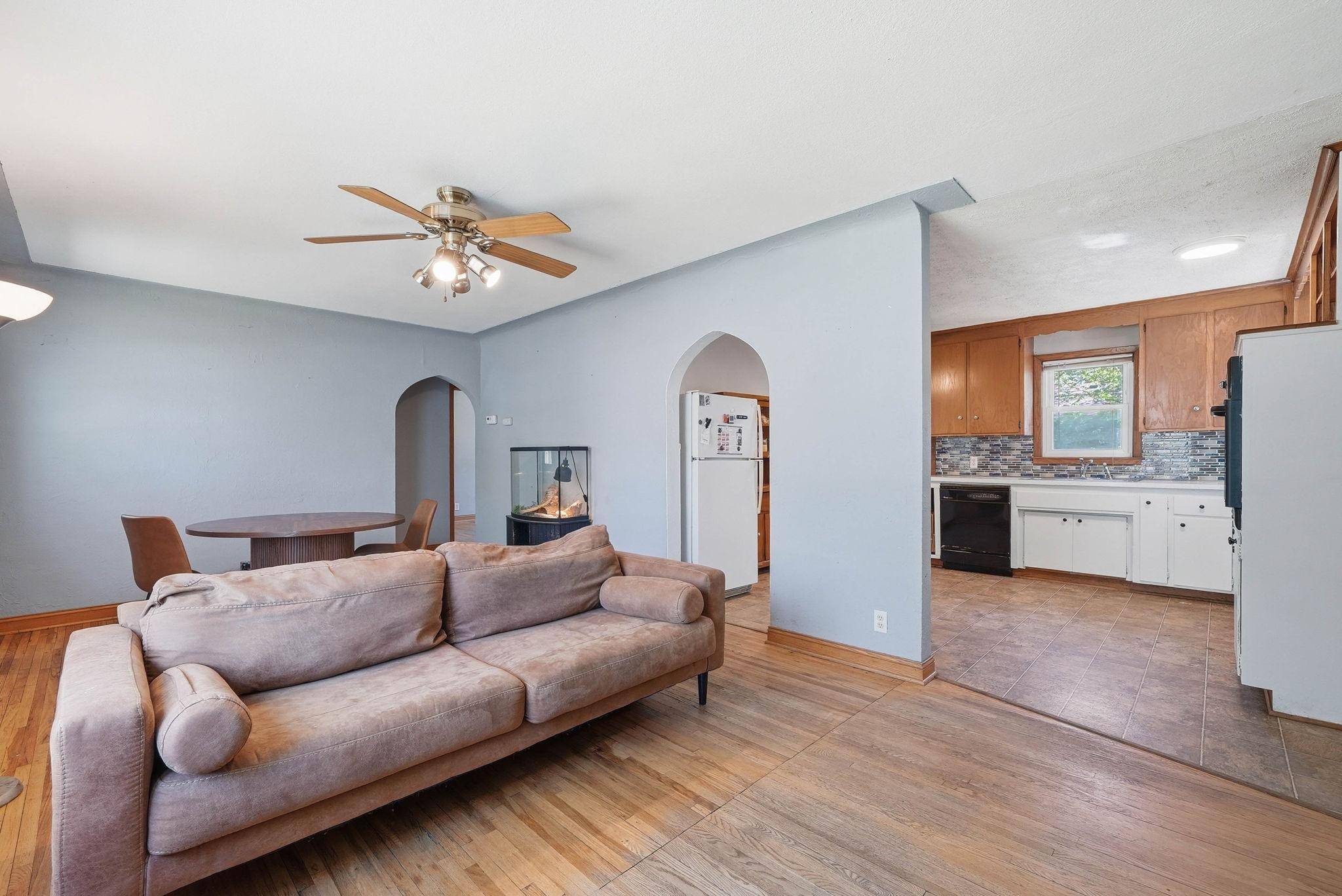 740 Manor DR NE, Spring Lake Park, MN 55432