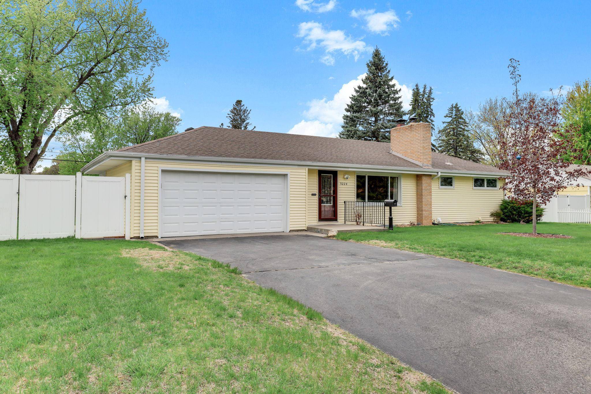 9224 15th AVE S, Bloomington, MN 55425