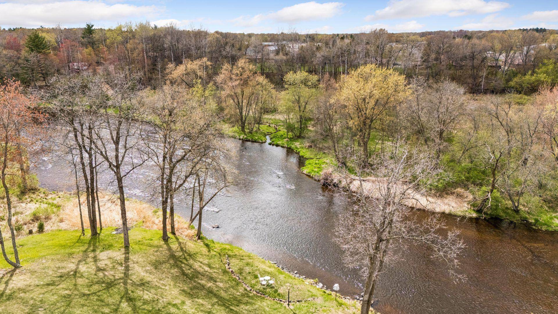 905 Sunflower WAY, Amery, WI 54001