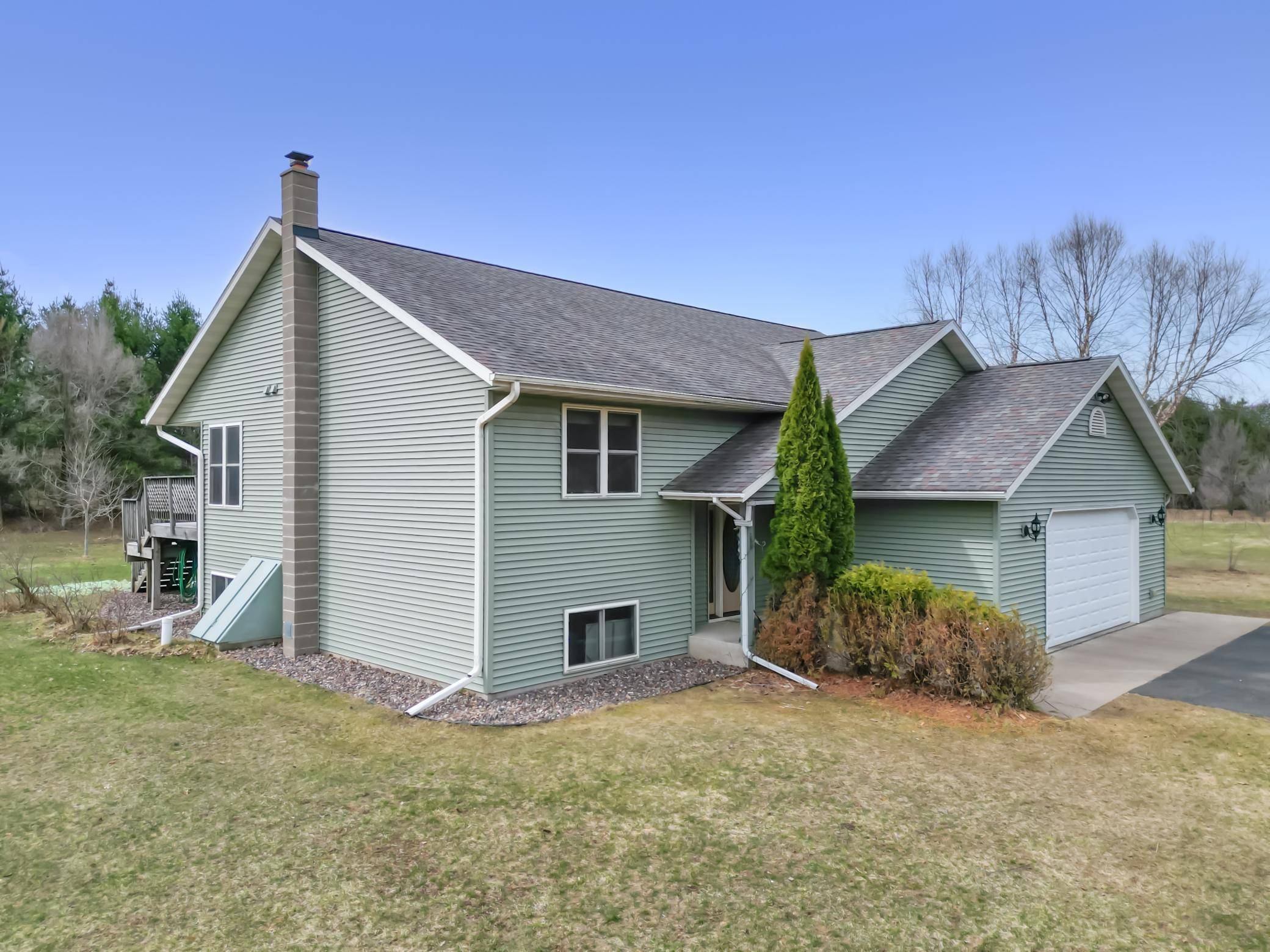 E8228 660th AVE, Elk Mound, WI 54739