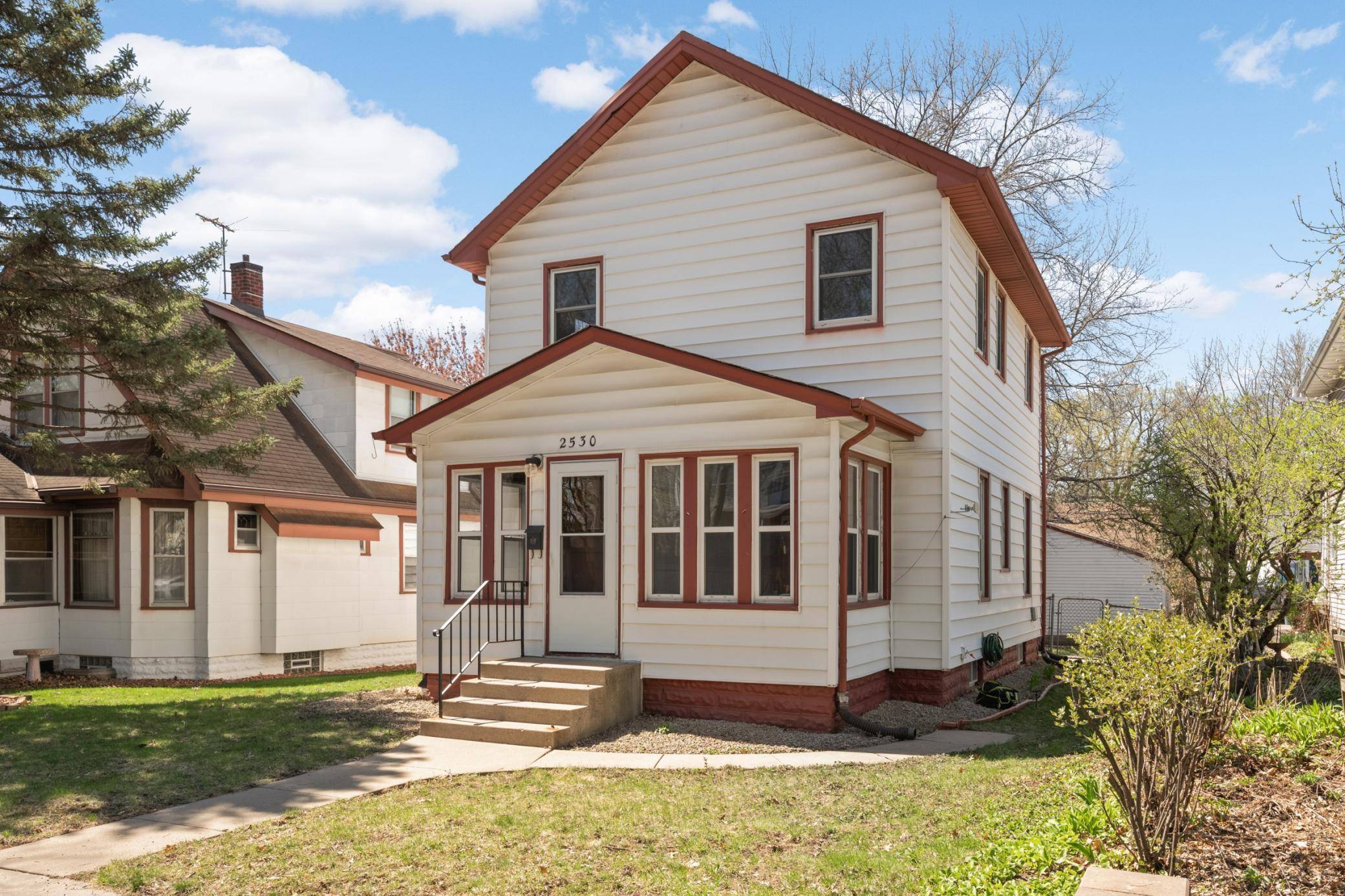 2530 Hayes ST NE, Minneapolis, MN 55418