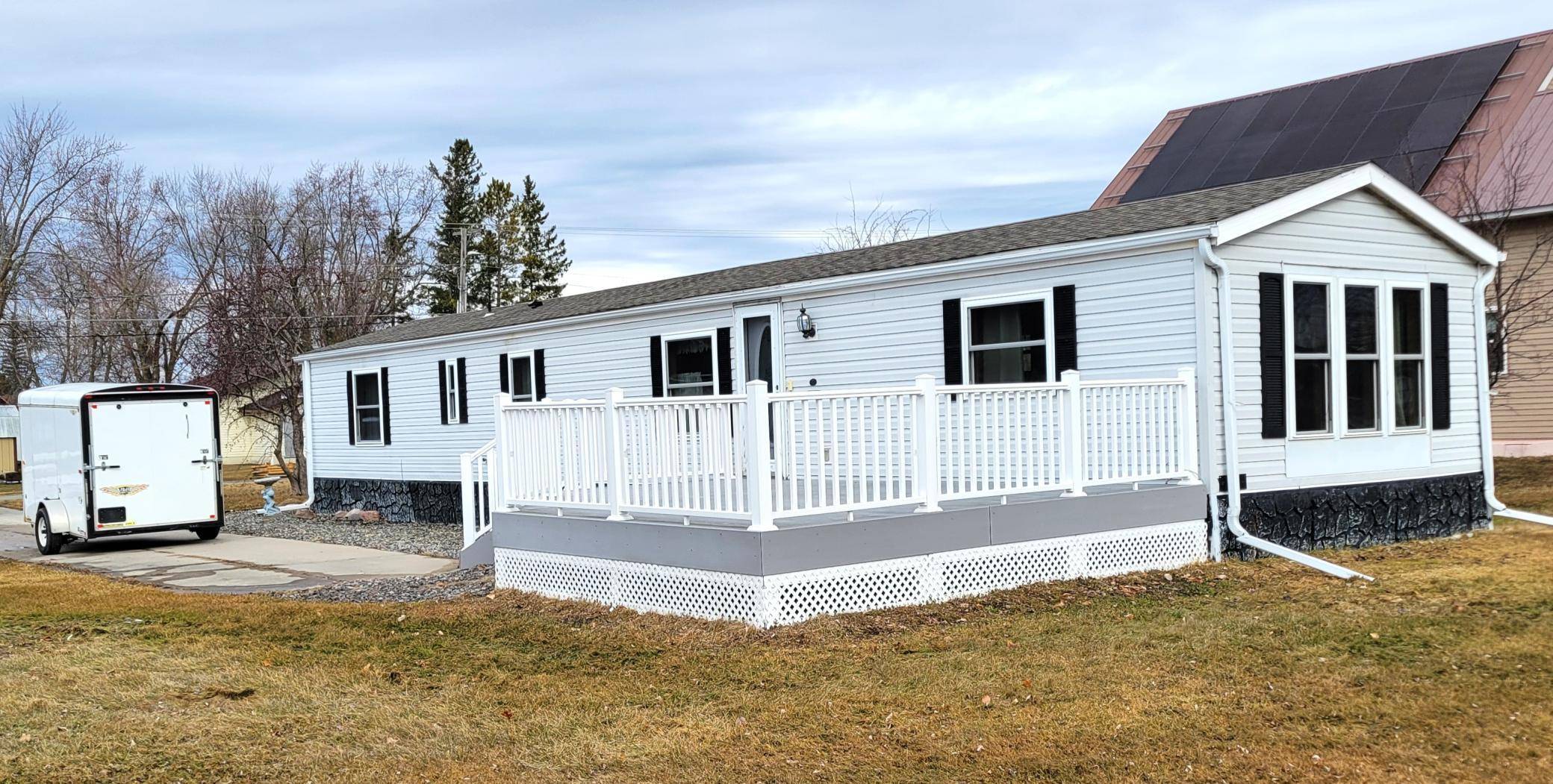 211 4th AVE SE, Baudette, MN 56623