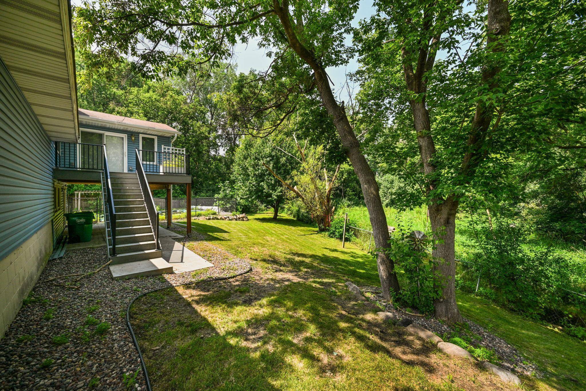 6215 Cavell AVE N, Brooklyn Park, MN 55428