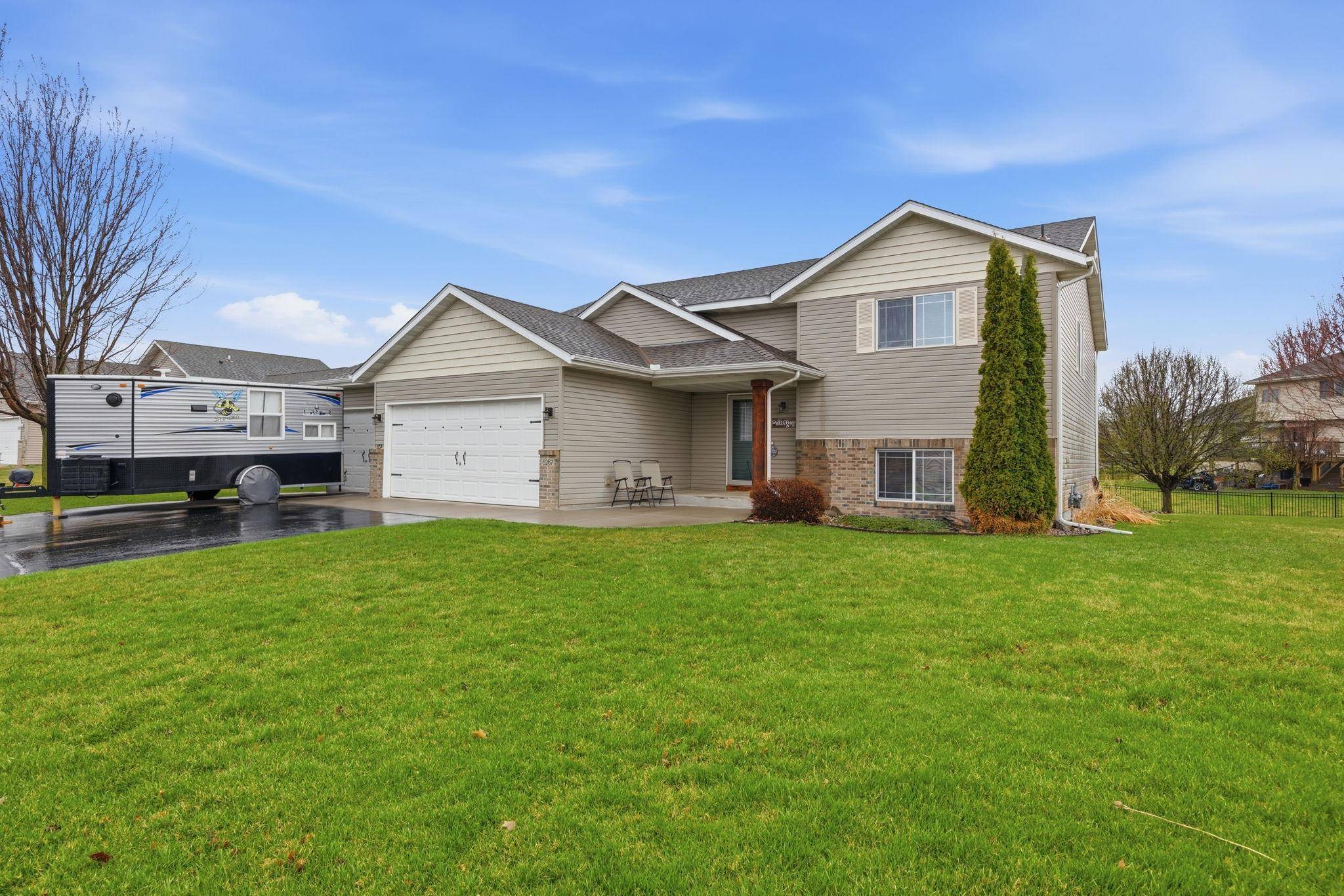 6267 Kahl AVE NE, Albertville, MN 55301