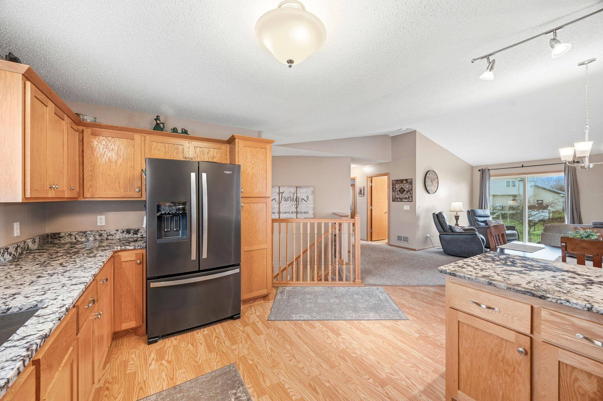 6267 Kahl AVE NE, Albertville, MN 55301
