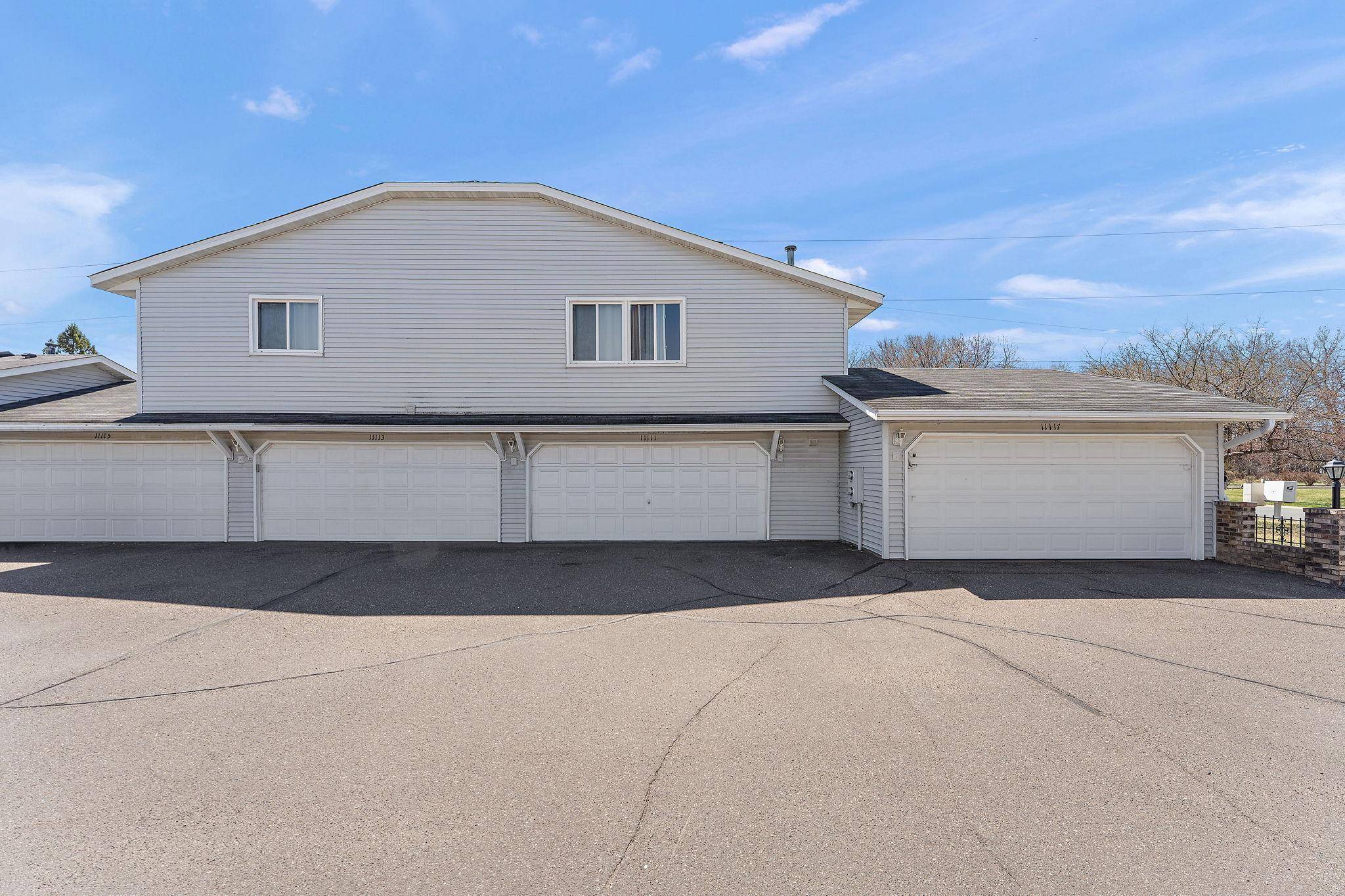 11111 Drake ST NW, Coon Rapids, MN 55433