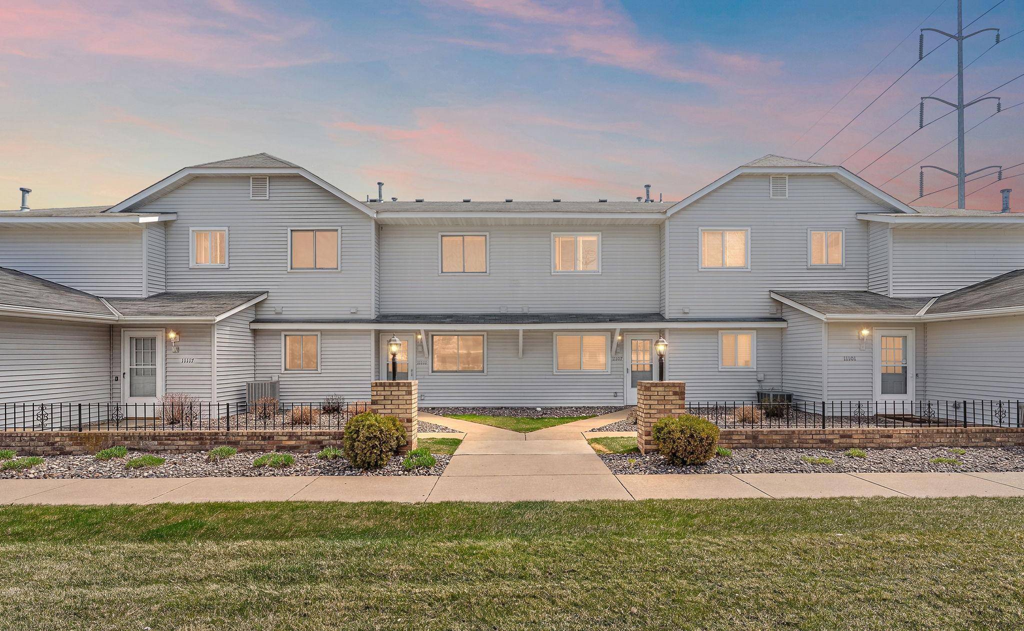 11111 Drake ST NW, Coon Rapids, MN 55433