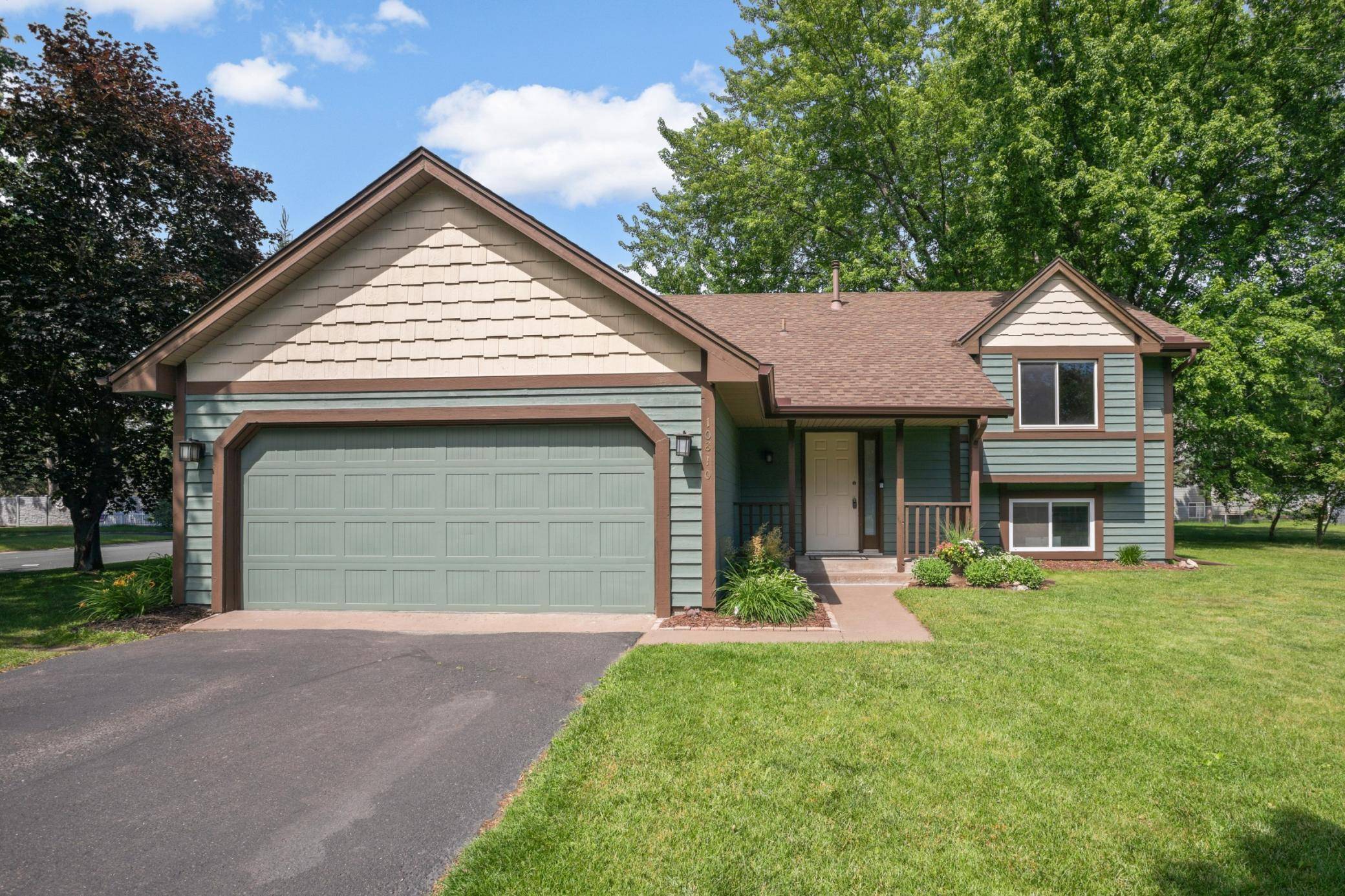 10810 Packard ST NE, Circle Pines, MN 55014