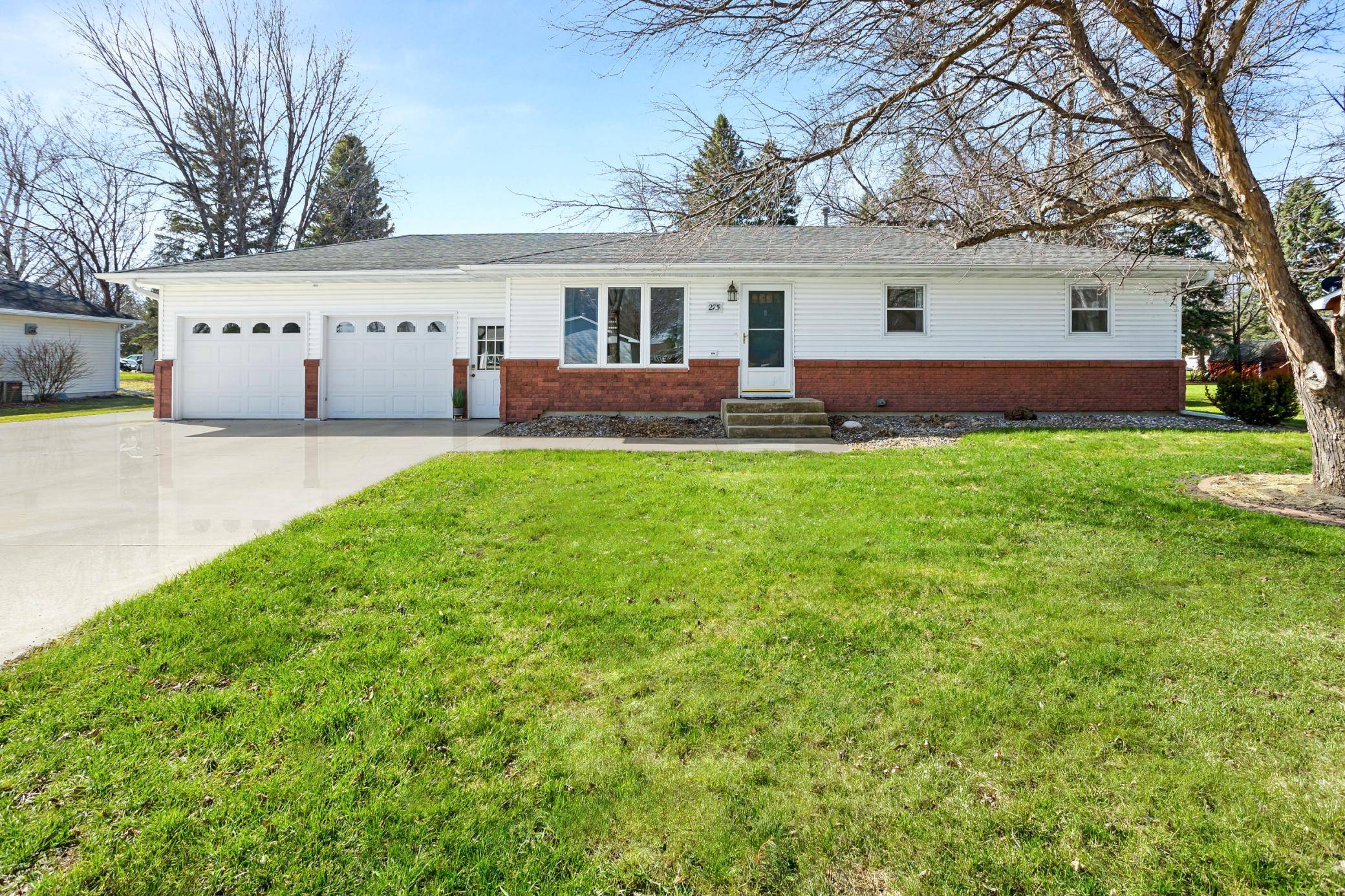275 Crescent DR, Breckenridge, MN 56520
