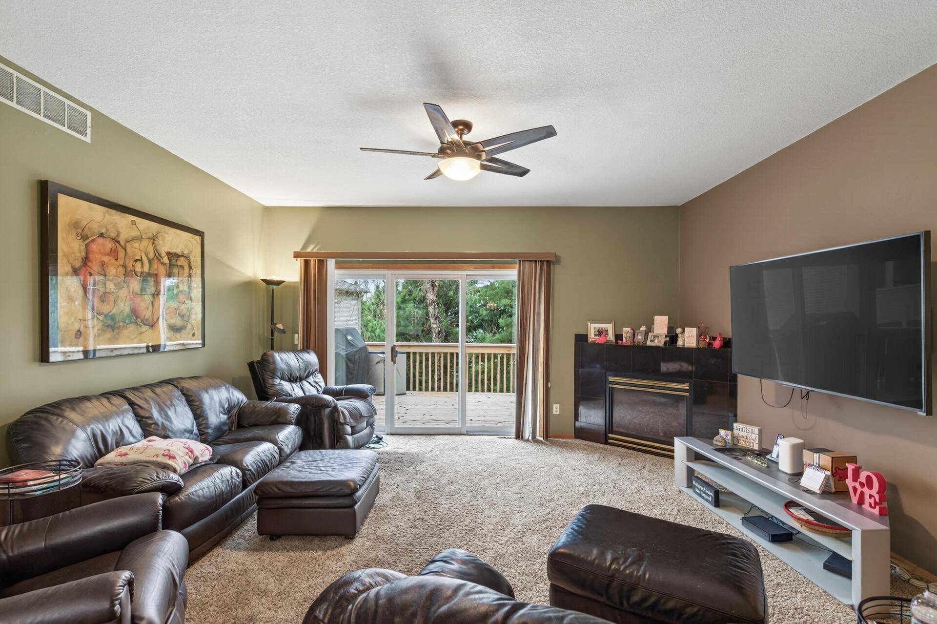 1318 Mcandrews RD E #23, Burnsville, MN 55337