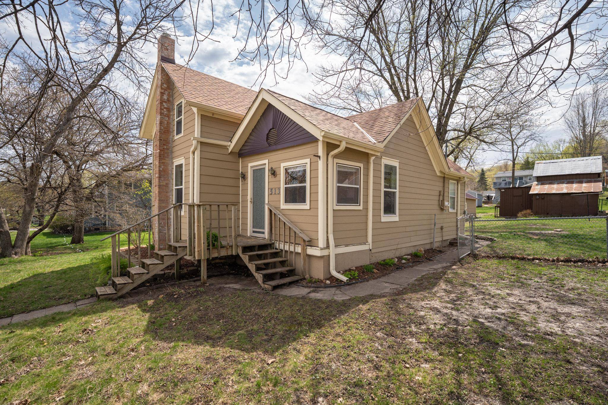 513 State ST E, Cannon Falls, MN 55009