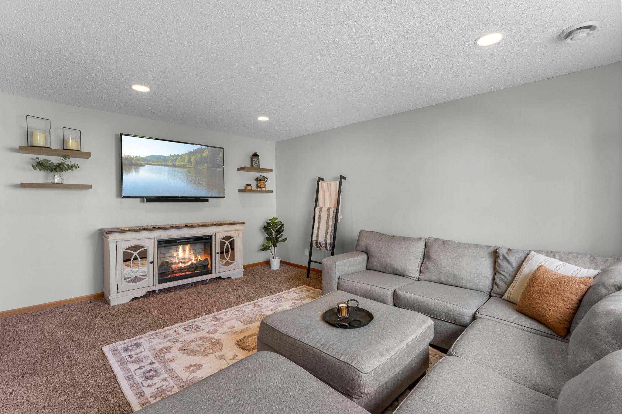 10534 64th LN NE, Albertville, MN 55301