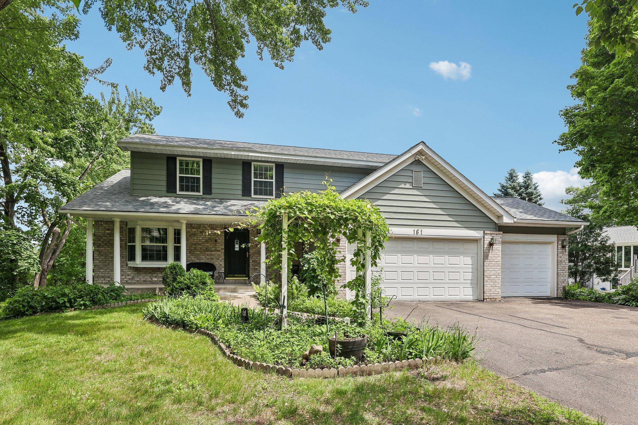 161 7th ST S, Bayport, MN 55003