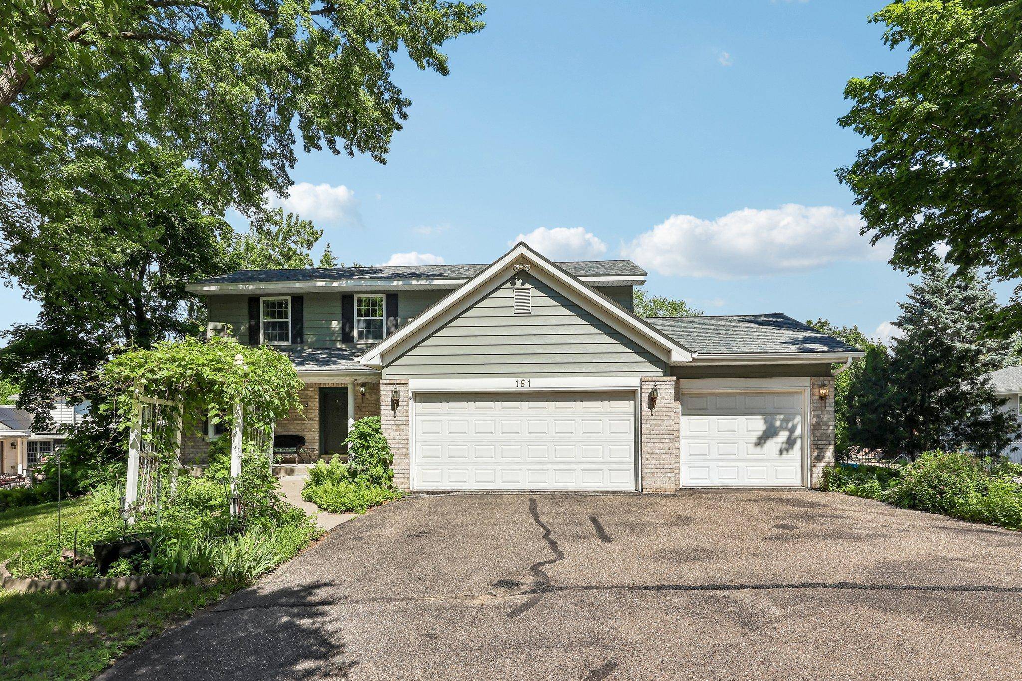 161 7th ST S, Bayport, MN 55003