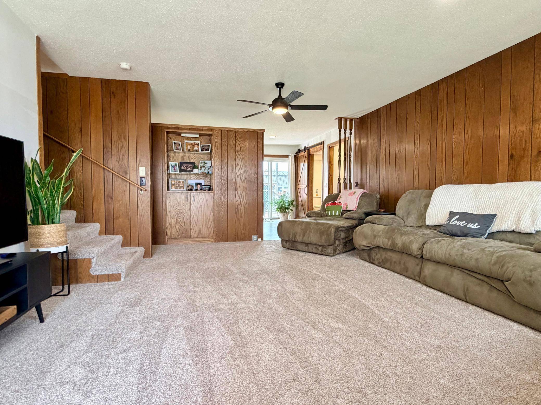 520 Frontier RD, Brewster, MN 56119
