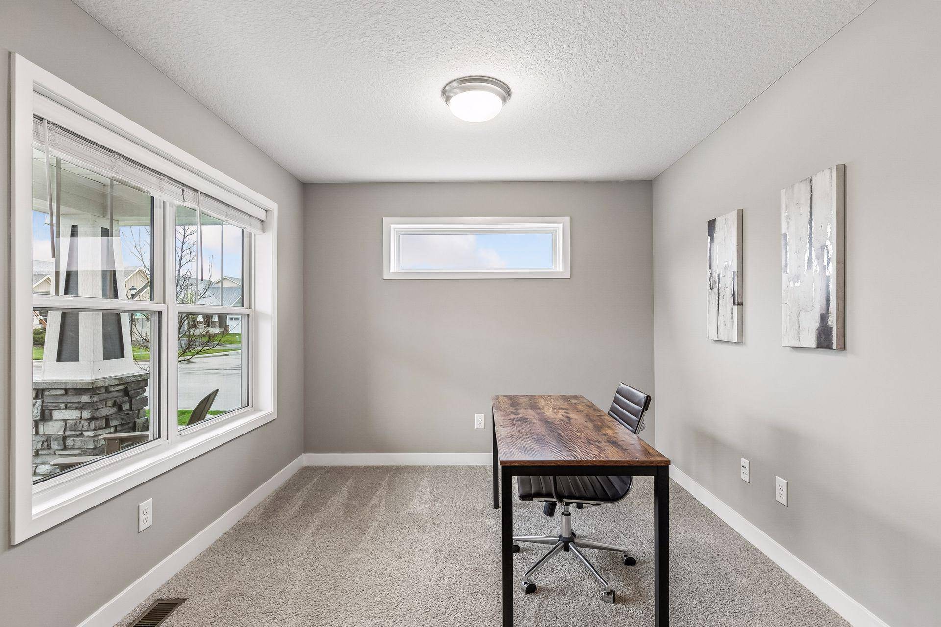 1418 Nutmeg CIR, Carver, MN 55315