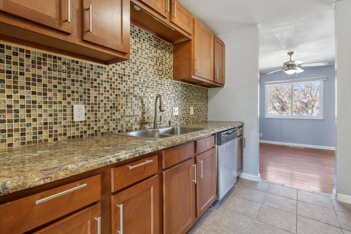 7505 62nd CT N, Brooklyn Park, MN 55428