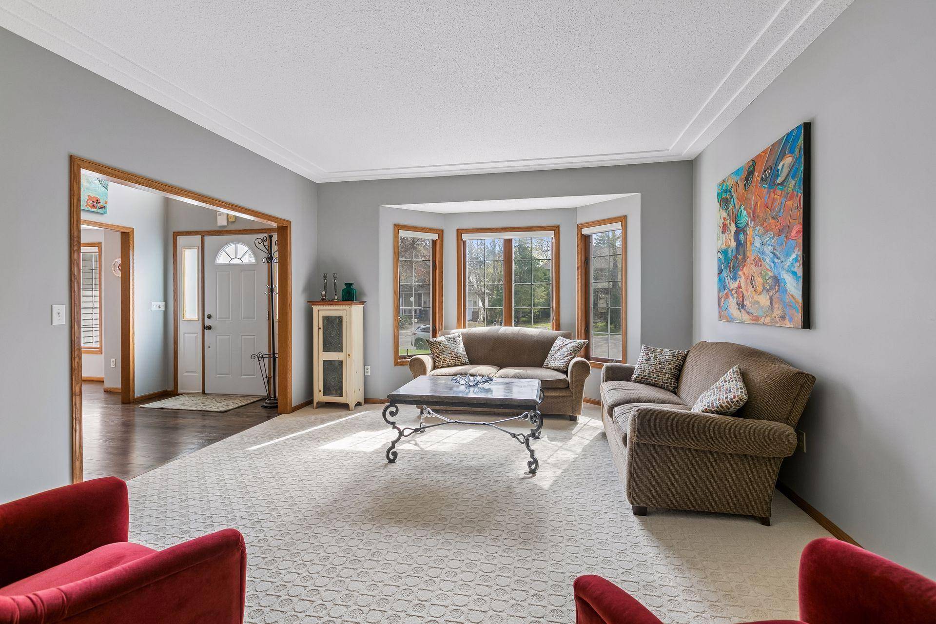 3655 Urbandale LN N, Plymouth, MN 55446