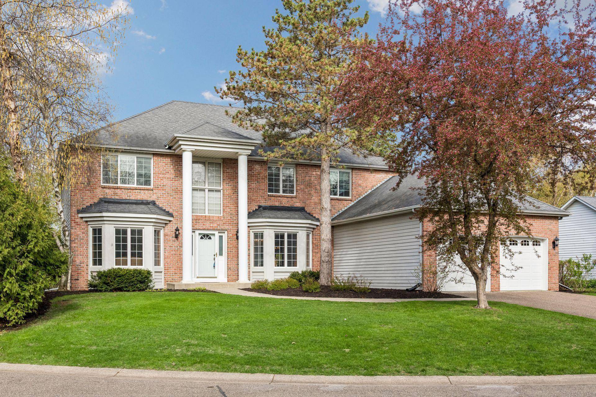 3655 Urbandale LN N, Plymouth, MN 55446