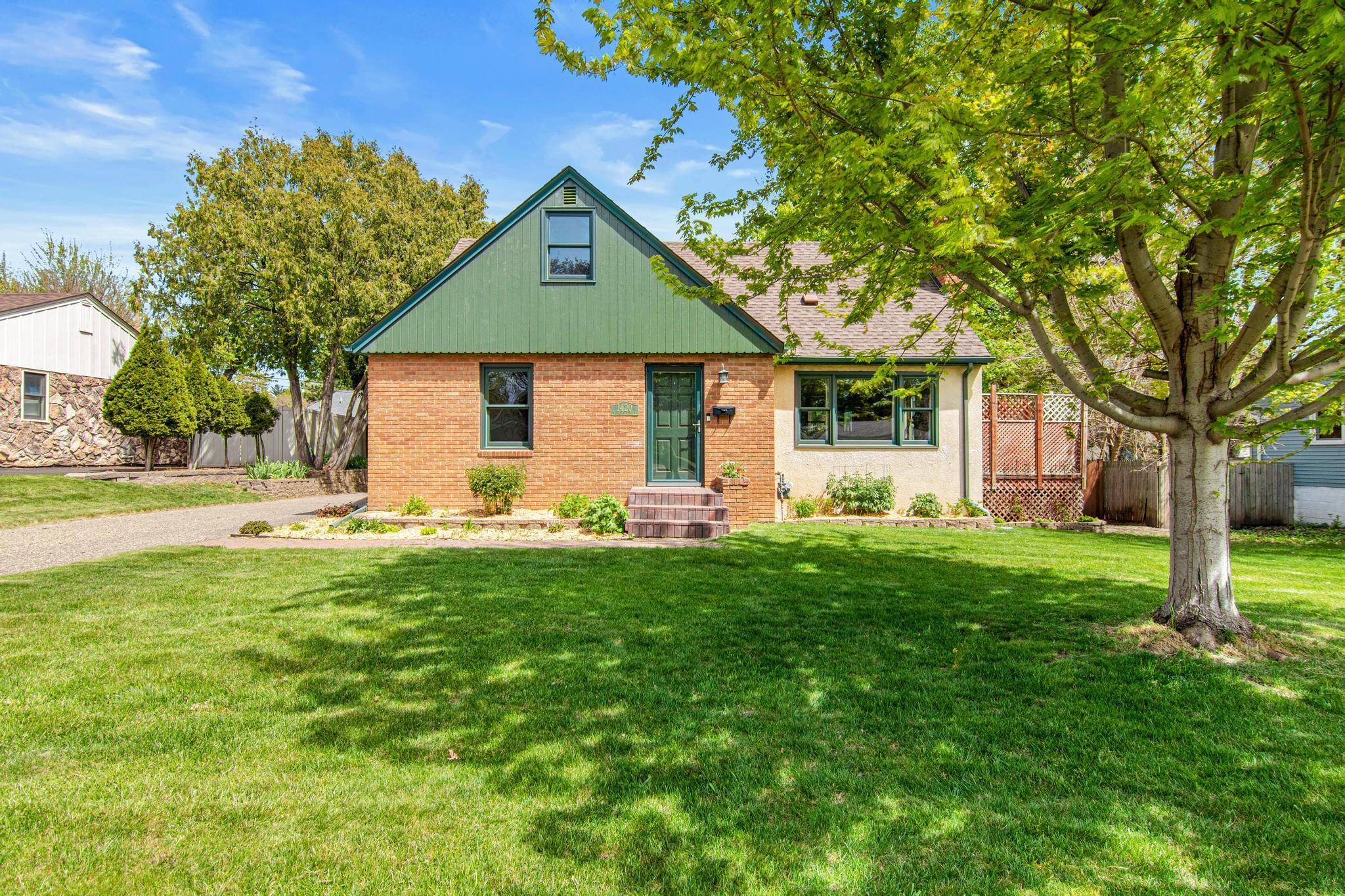 1420 Winnetka AVE N, Golden Valley, MN 55427