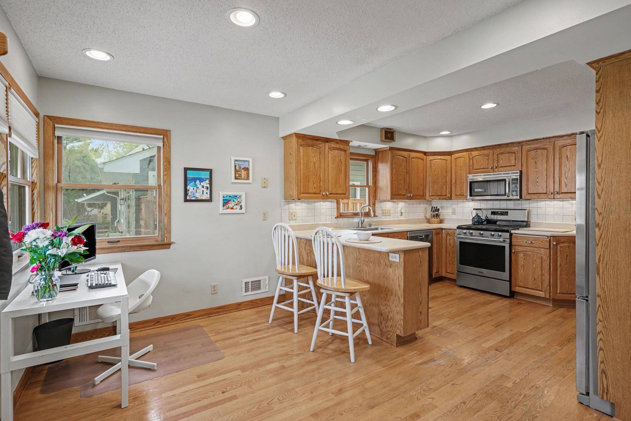 629 Saratoga ST S, Saint Paul, MN 55116