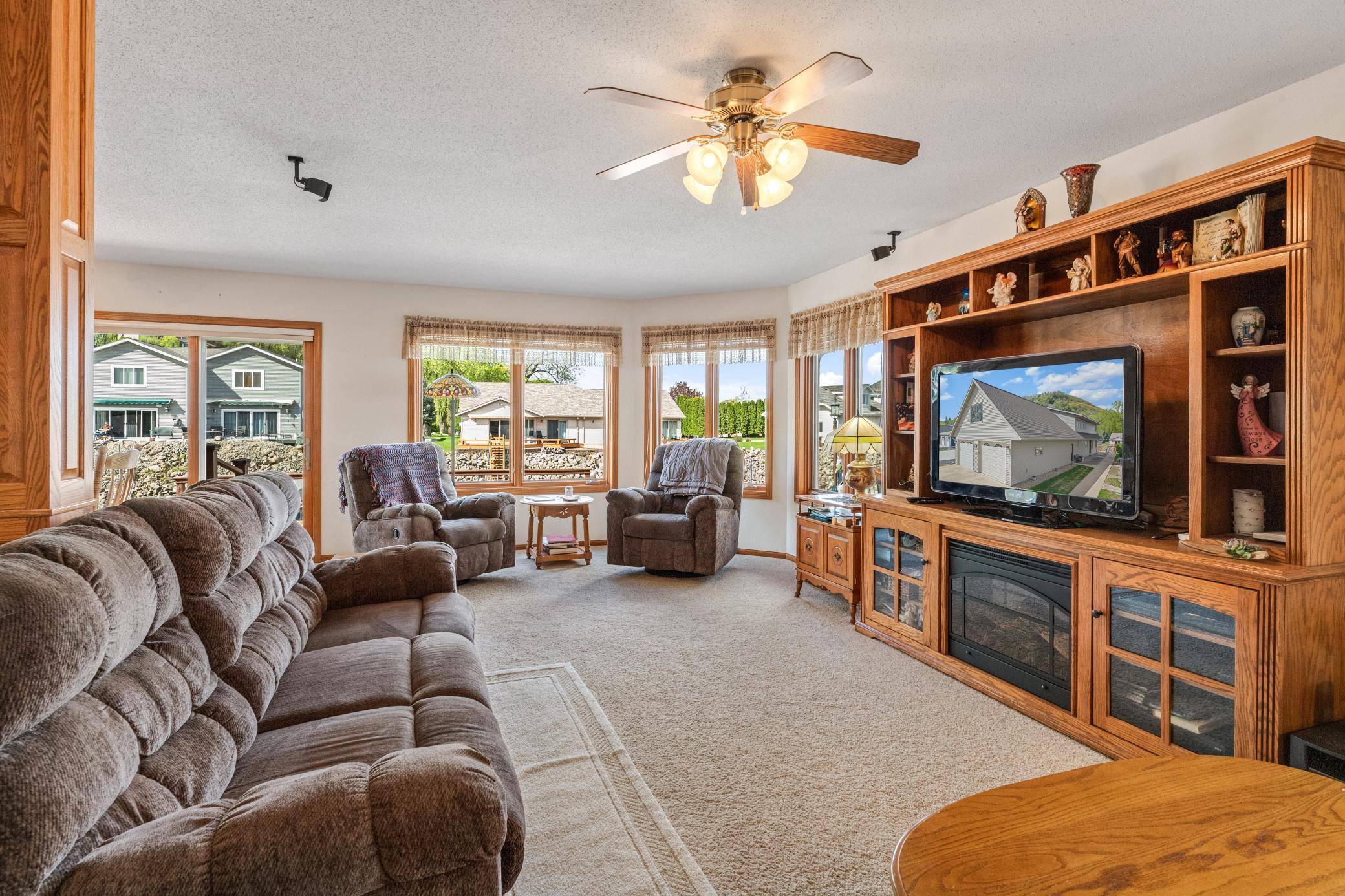 300 Marina DR S, Brownsville, MN 55919