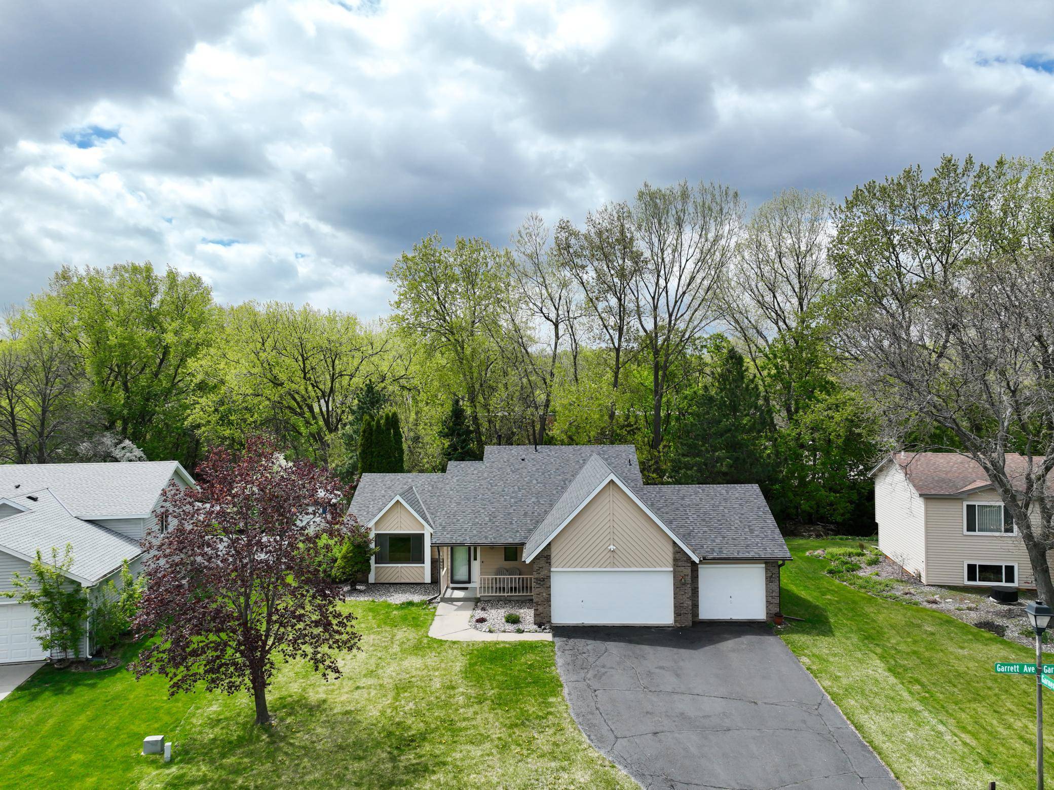 12929 Garrett AVE, Apple Valley, MN 55124
