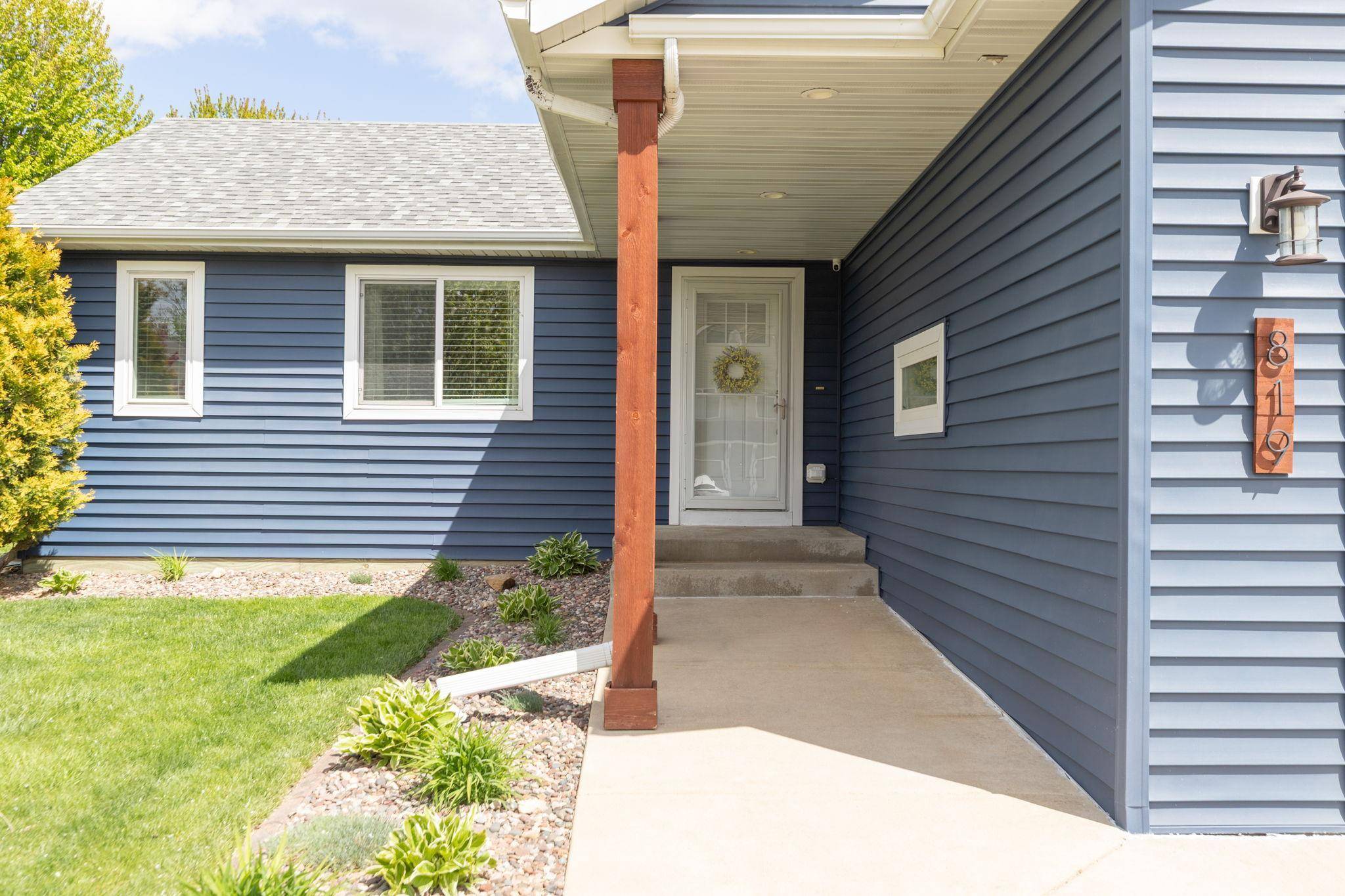 819 3rd ST NE, Byron, MN 55920