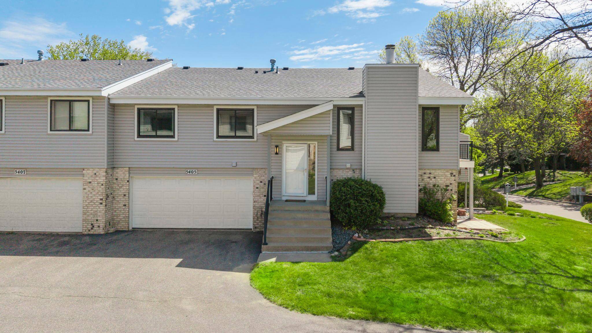 5405 Pompano DR, Minnetonka, MN 55343