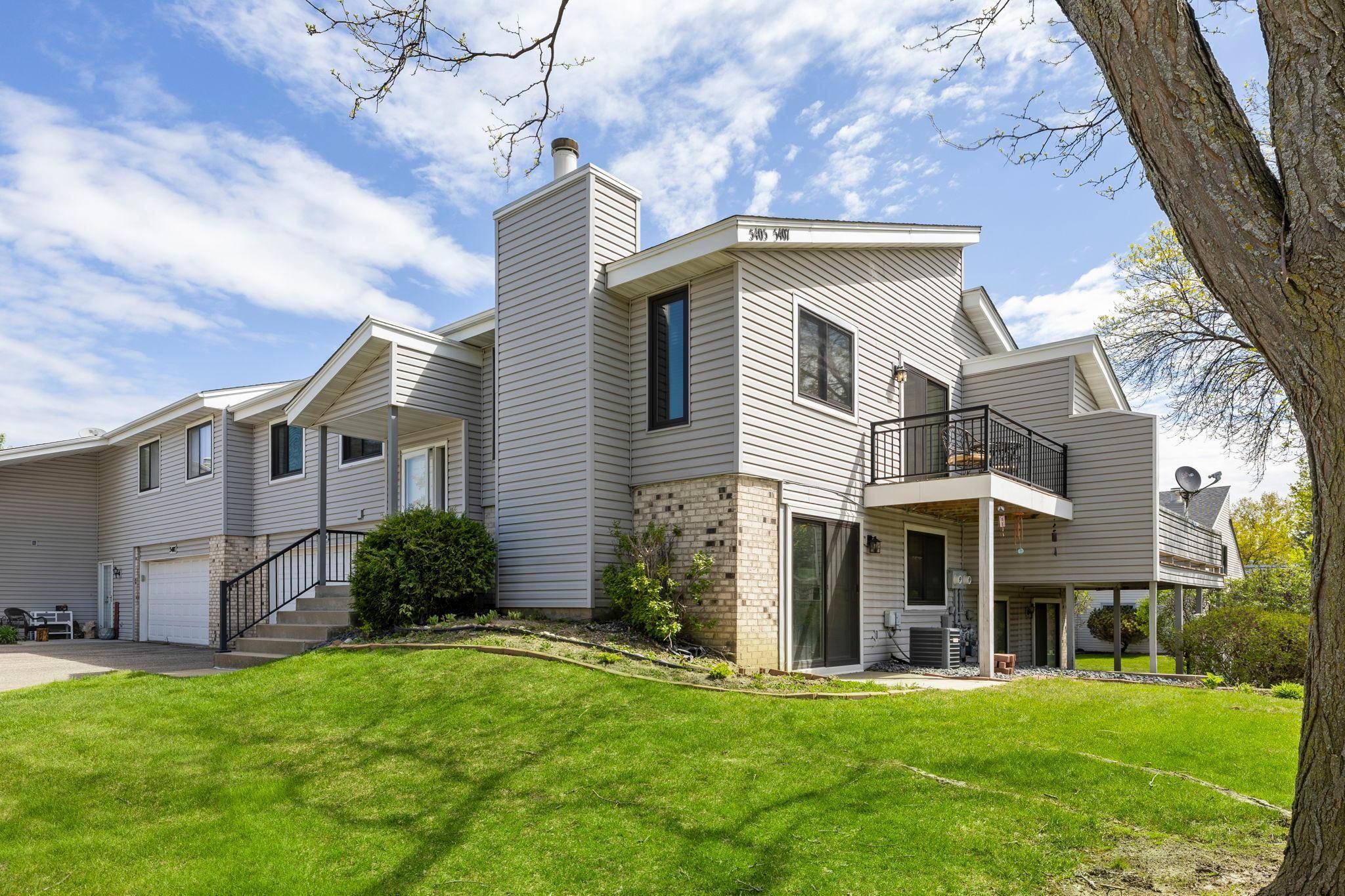 5405 Pompano DR, Minnetonka, MN 55343