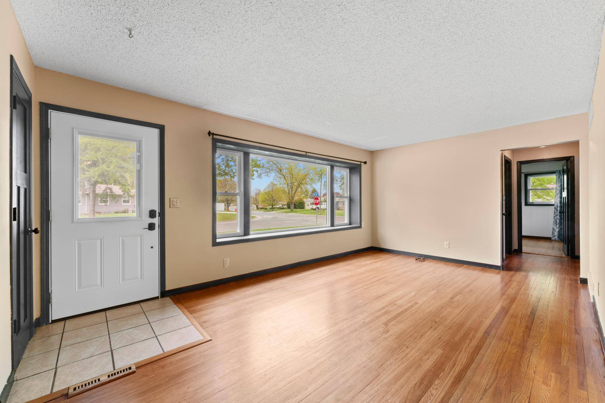 302 2nd ST NW, Byron, MN 55920