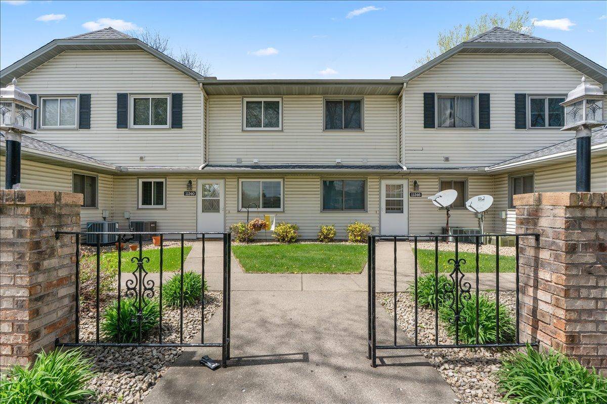 11350 Ibis ST NW, Coon Rapids, MN 55433
