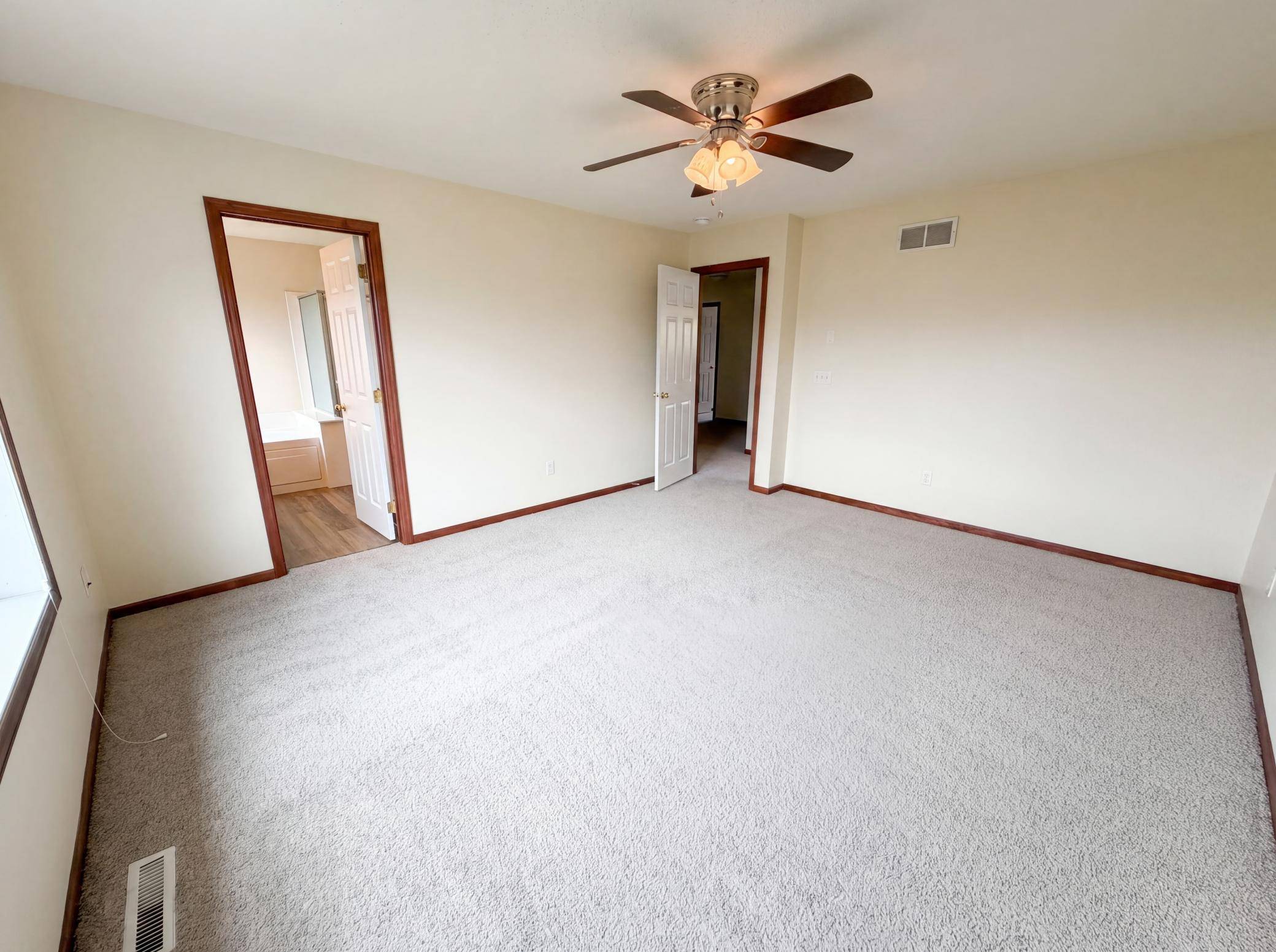 6757 Troy LN N, Maple Grove, MN 55311
