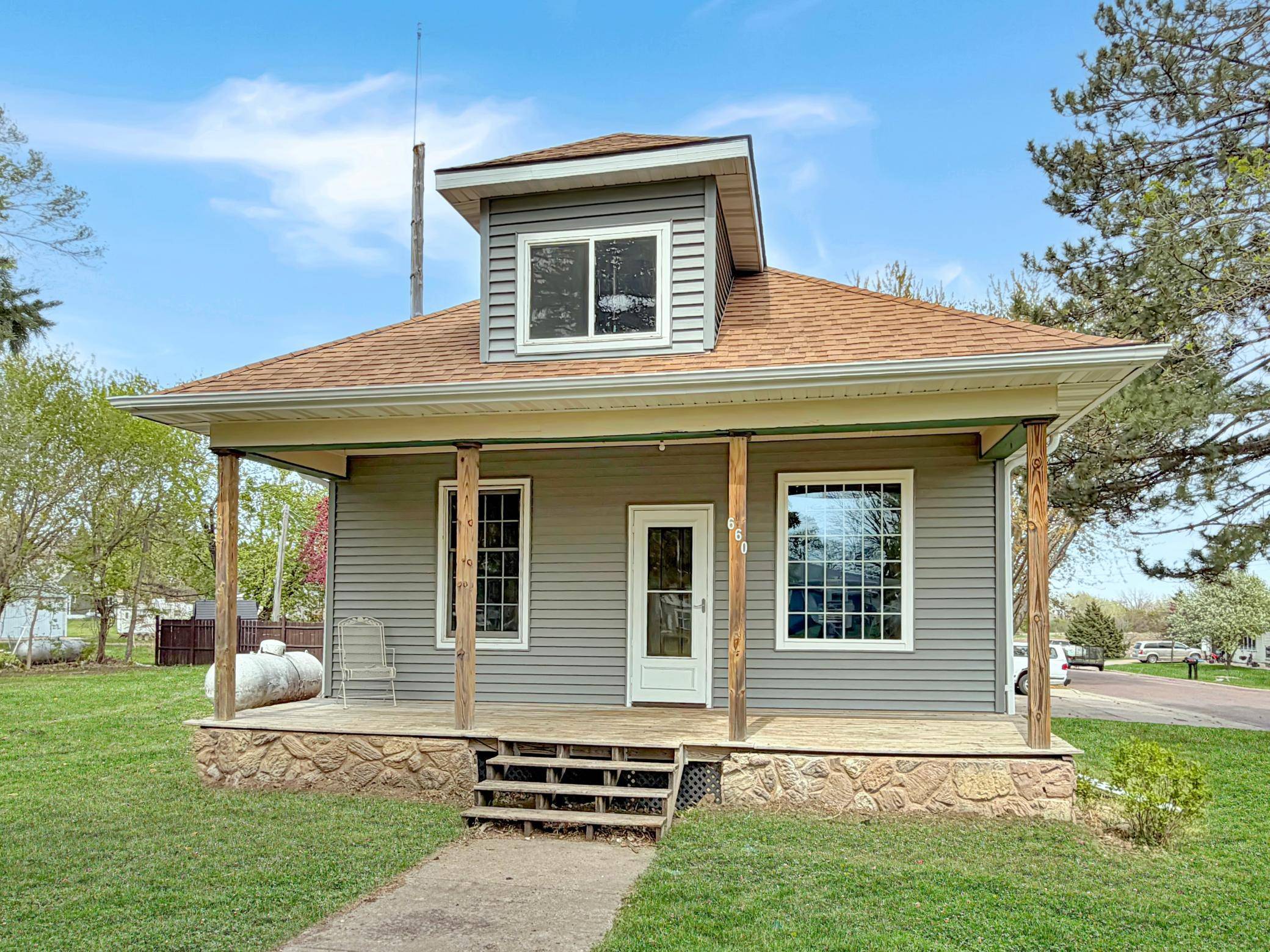 660 Mound AVE S, Balaton, MN 56115