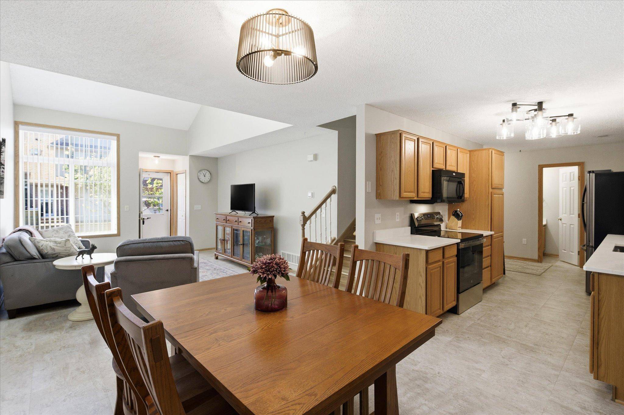14211 Xenon ST NW #11, Ramsey, MN 55303
