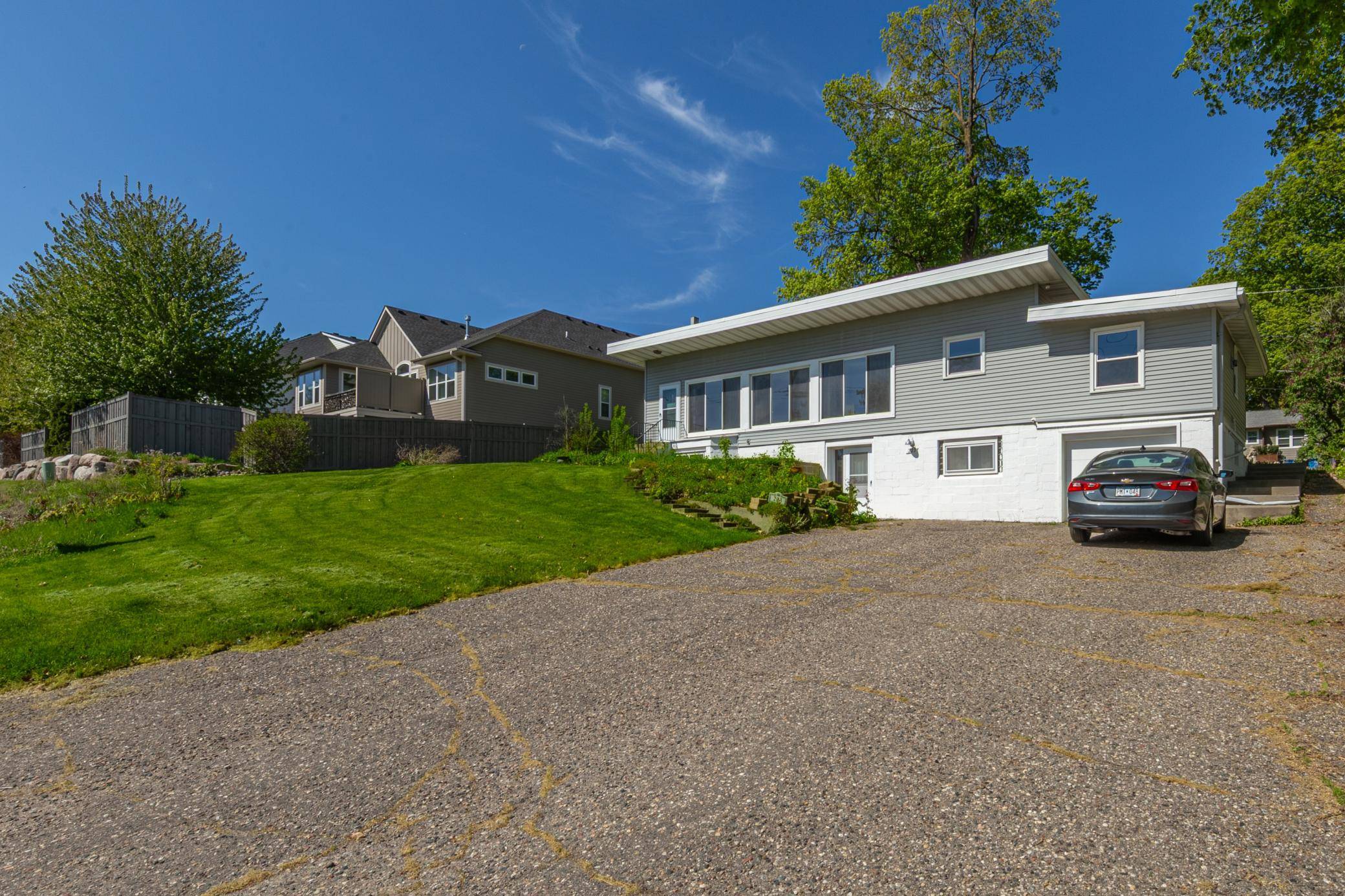 223 Central AVE N, Wayzata, MN 55391