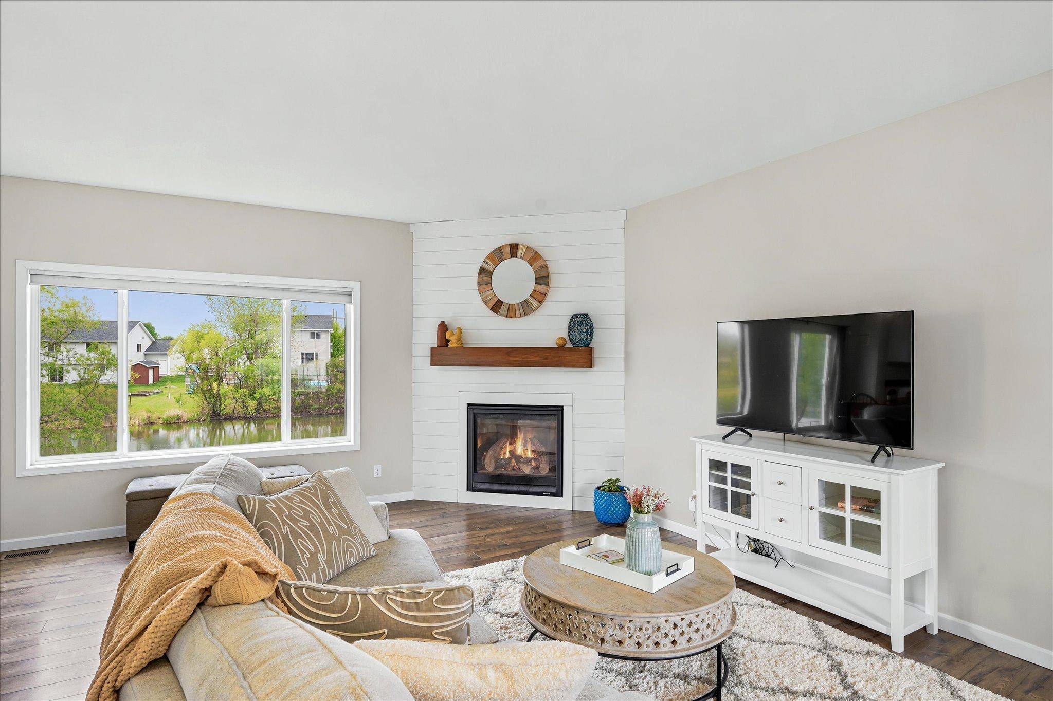 21481 Lena TRL, Big Lake, MN 55309