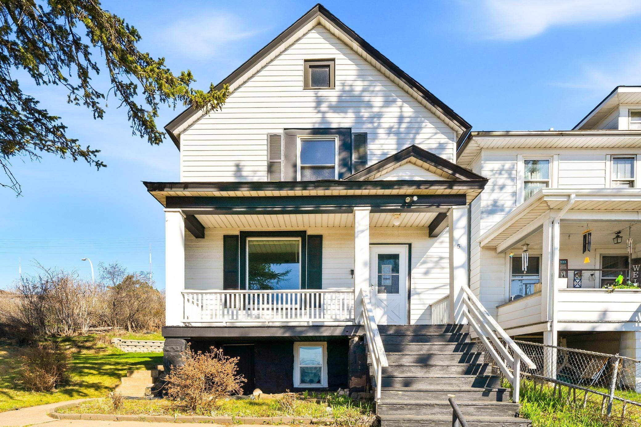 5 W 7th ST, Duluth, MN 55806