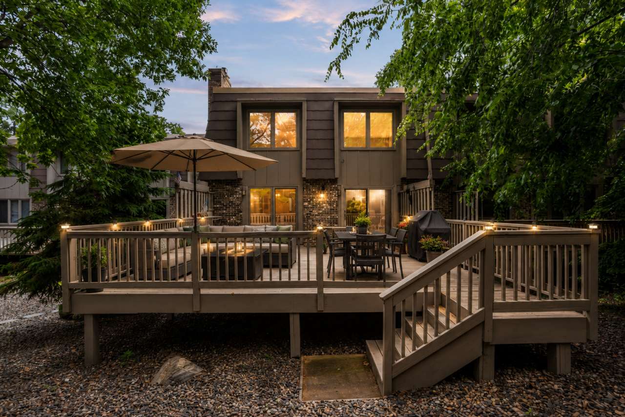 10250 Berkshire RD, Bloomington, MN 55437